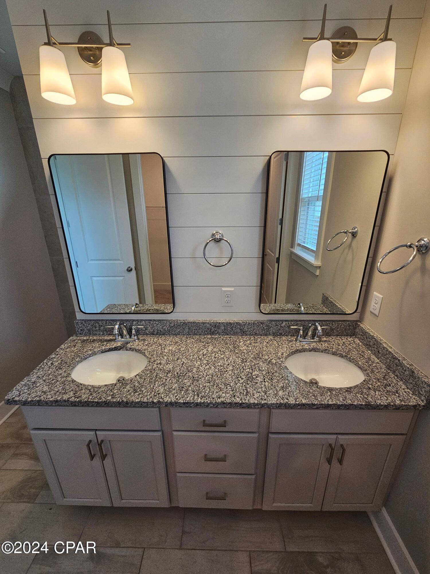 Kfy8 Ryof6sekudjrnwek0ipoev Kzhxv7jnw64r Zm