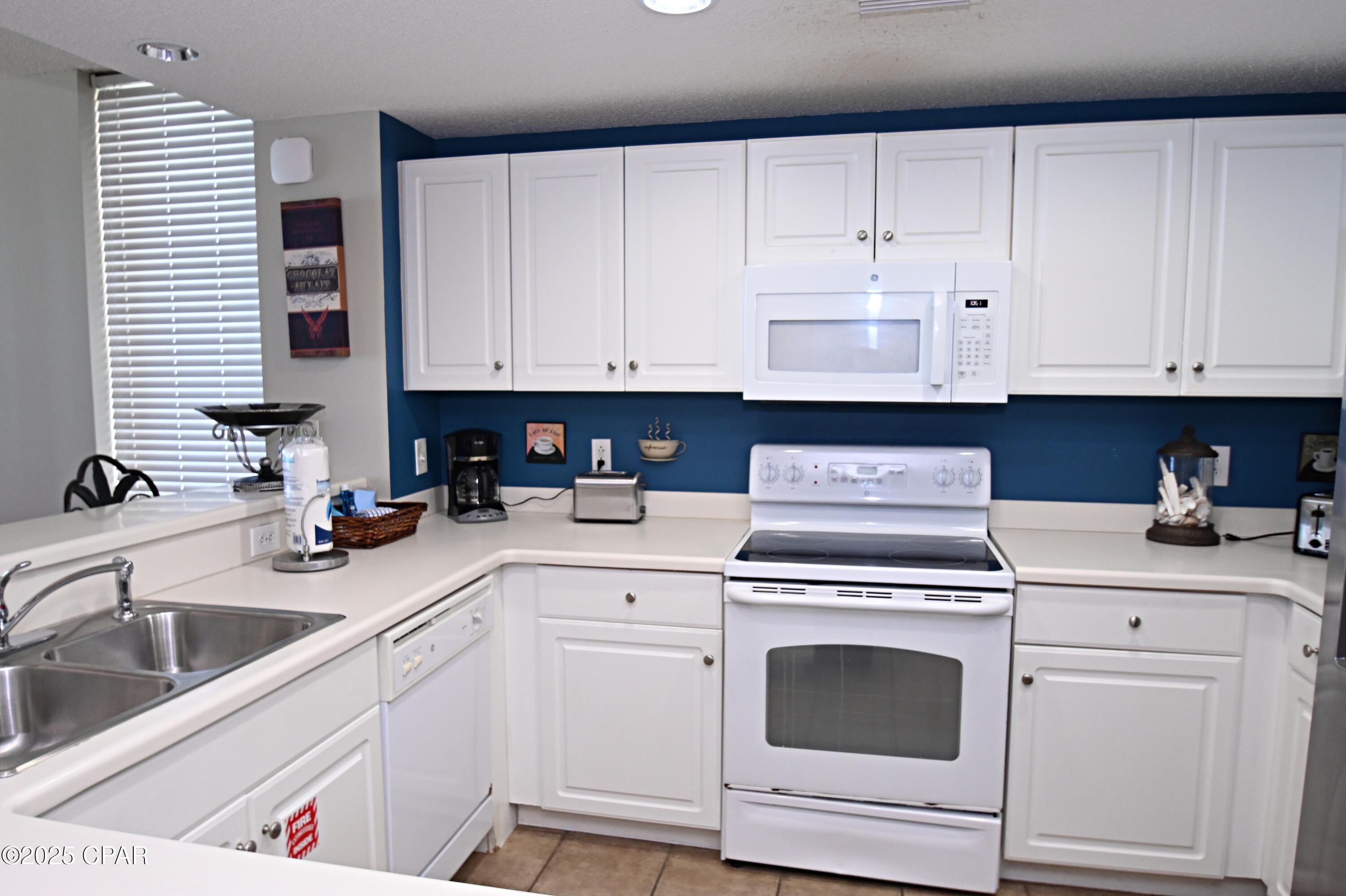 Image 10 For 10811 Front Beach  501