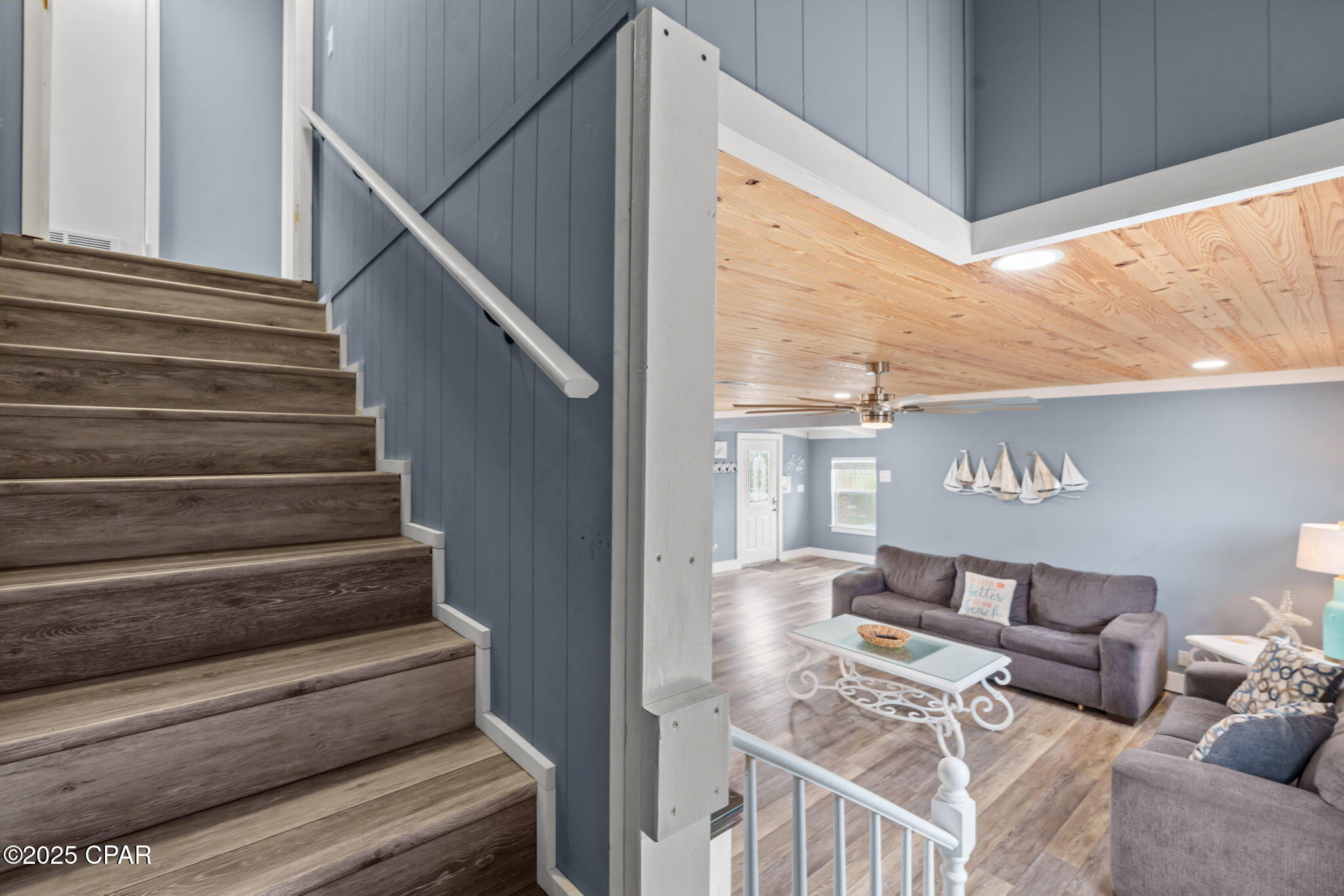 Qbjyqklssivh Ayt7cl U5ok71qo8gljuagb95v1eb8