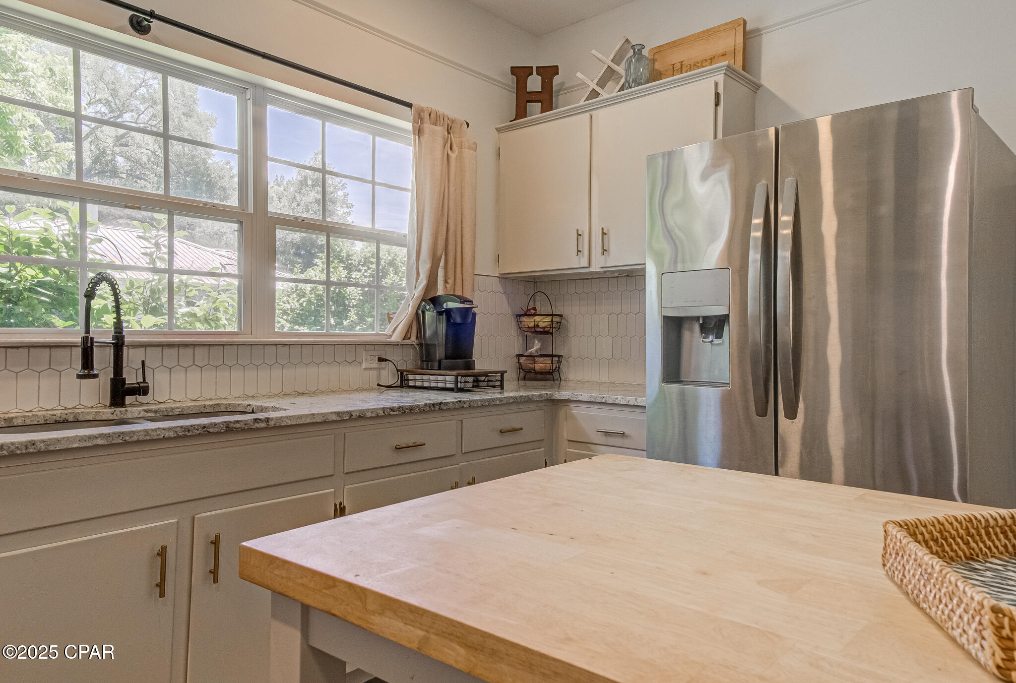 Roybi_pxl8aplryp6jurm3gyjo6gh5nxde64hhpuvmm