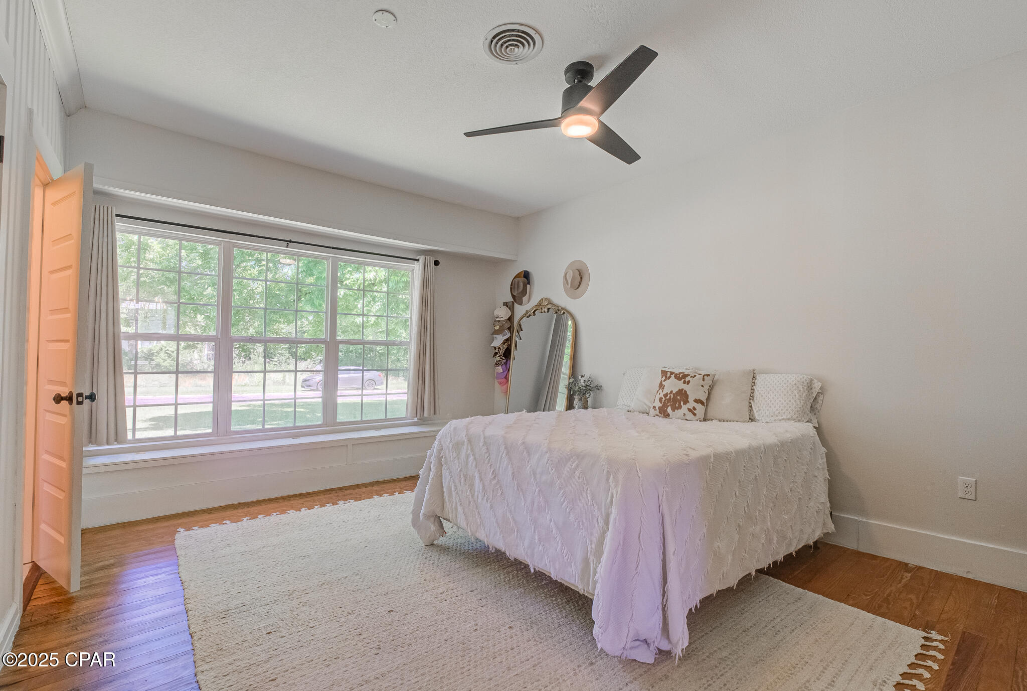 Image 31 For 5138 8th Avenue