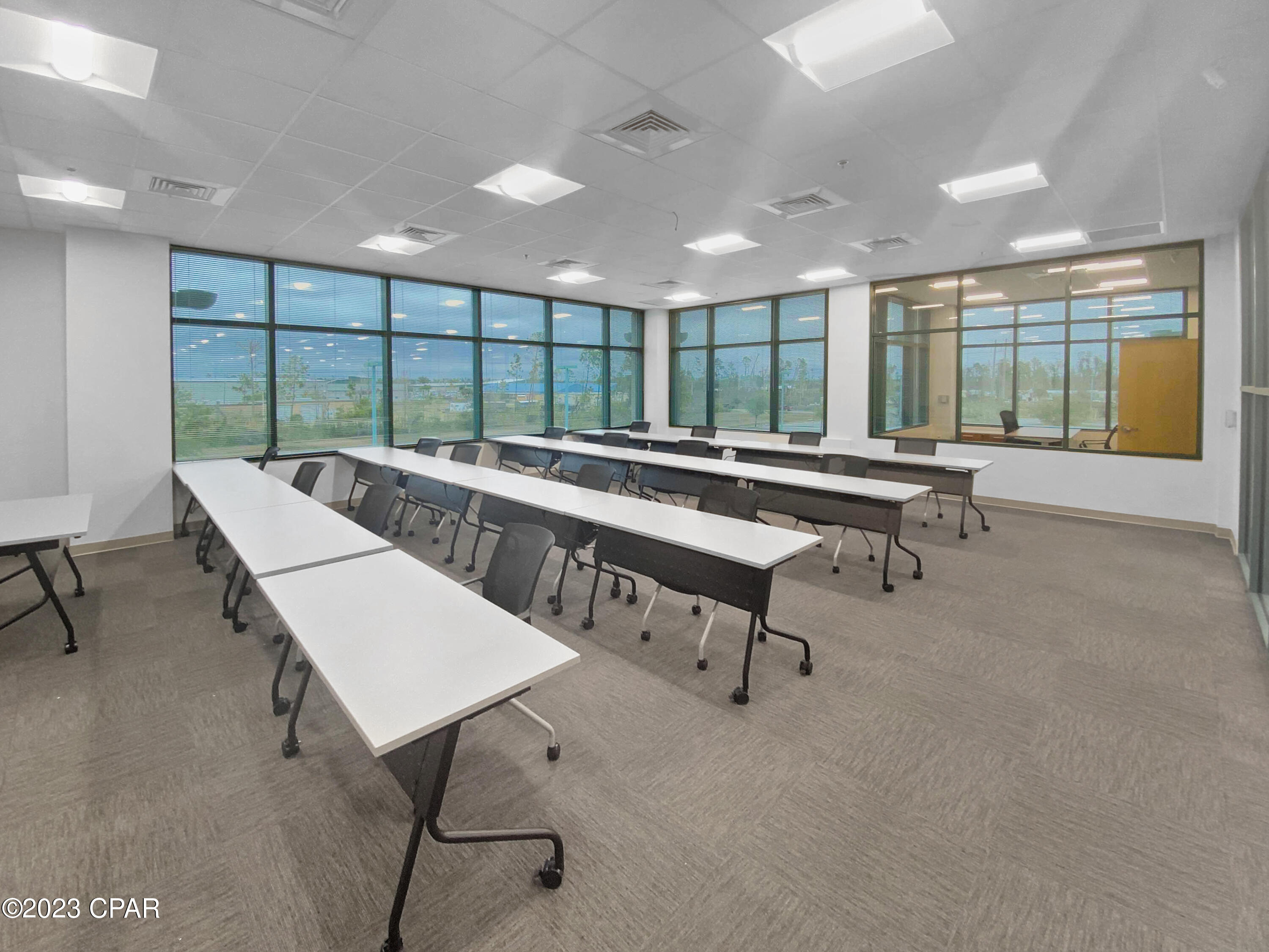 Gioukmixw612f1uzpp__0g6lx0xhai5zclymct8xrac