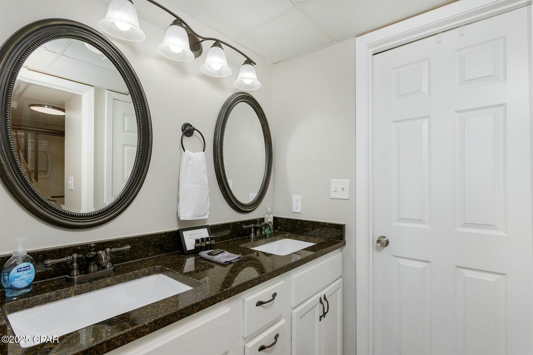 Image 6 For 11619 Front Beach  610