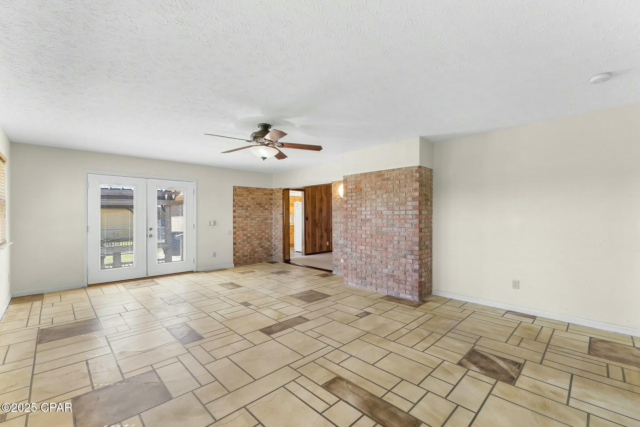 Mt_hommljo0qabmv_h_r4qbbidt6v3nginhgazwmics