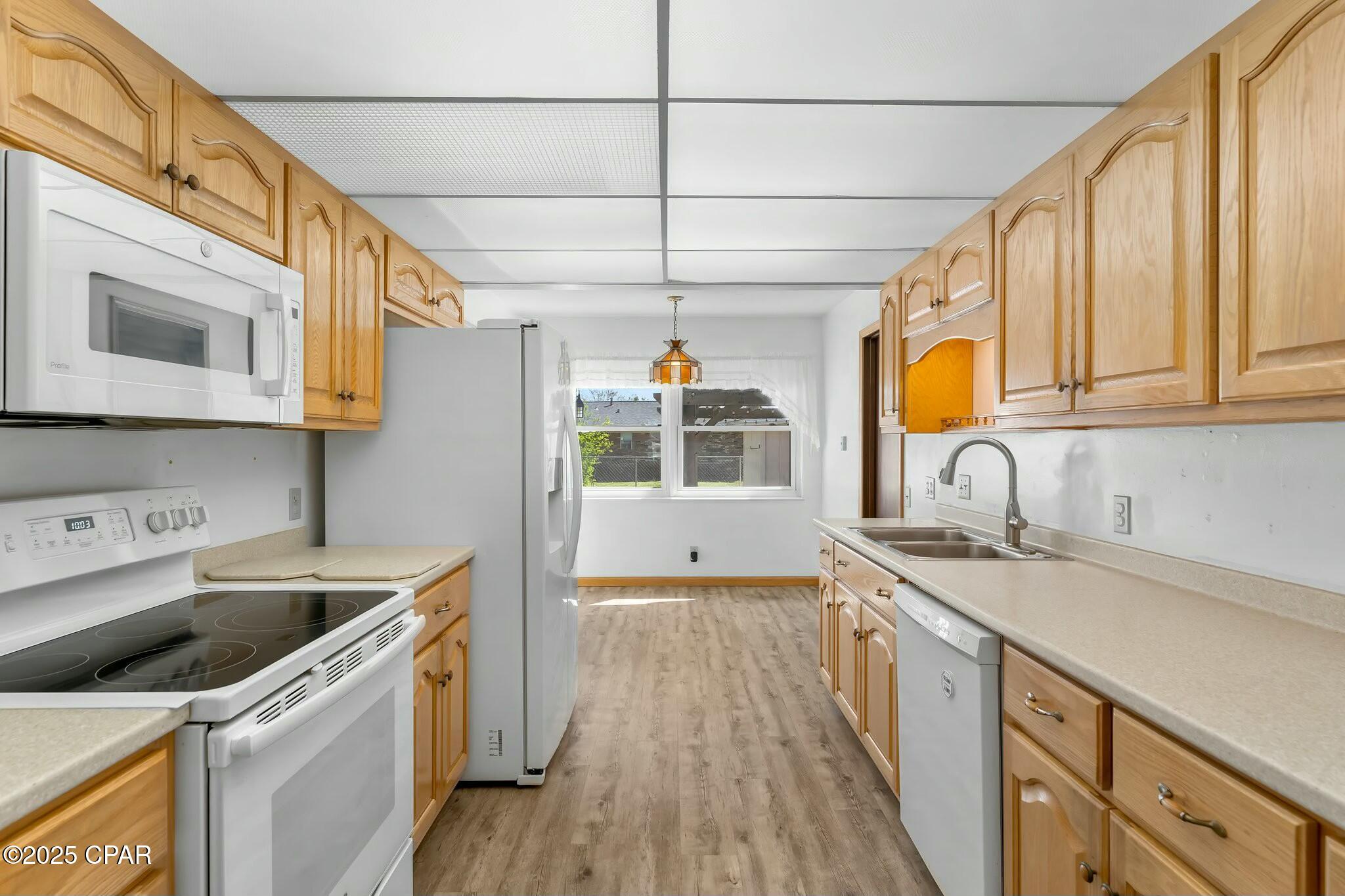 Ly1ugul6g7ksg_ujytkuoujyjmzce0op6ajs3613 Vy