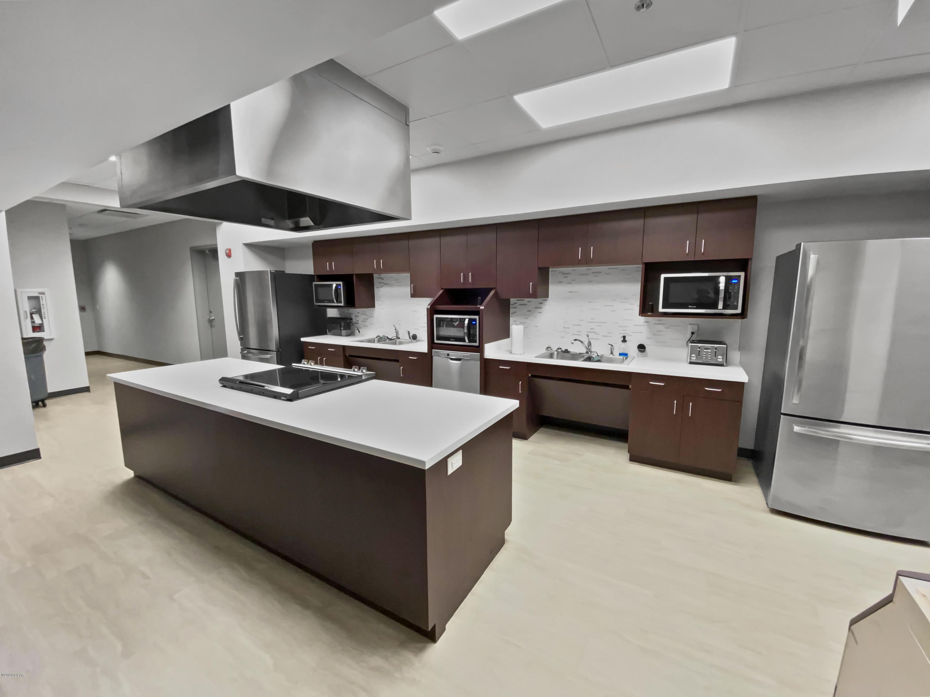 Xgouygbbhucctjptxzhvpnq8dlas4v9uk9sofx  X44