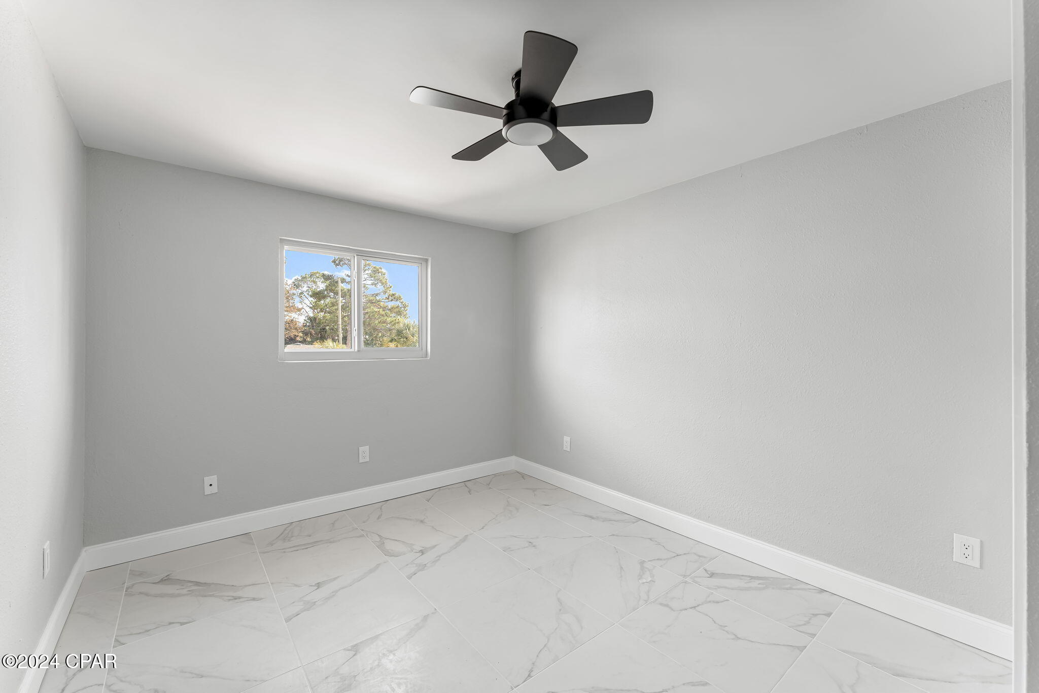 Tq4suntg2cayfrezi5alfiun3smi1pqodtmmwzint9a