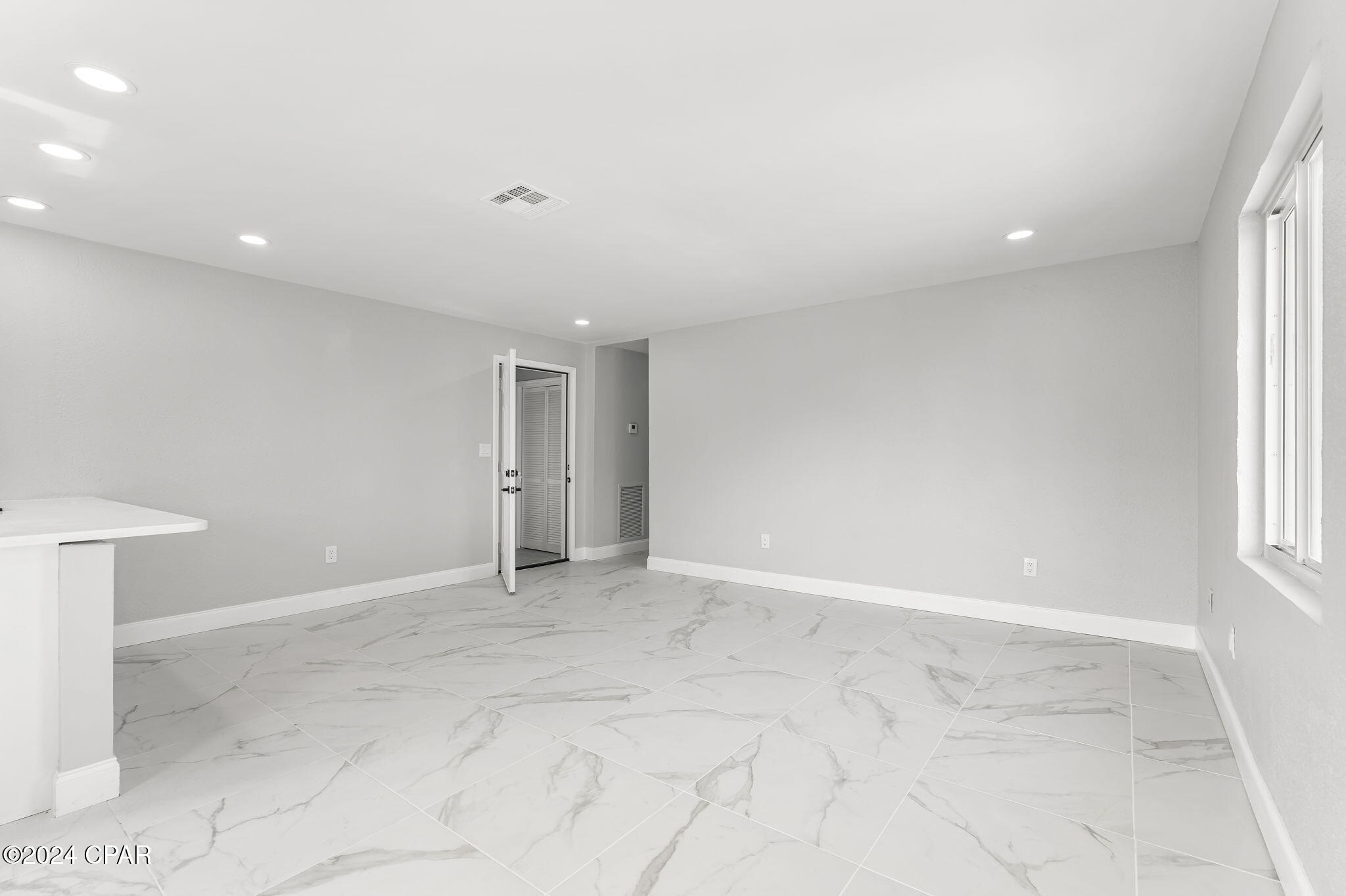 Vgv_fmq_i4cq0ih8jn8moxmaaxuobhgukexavd6oenu