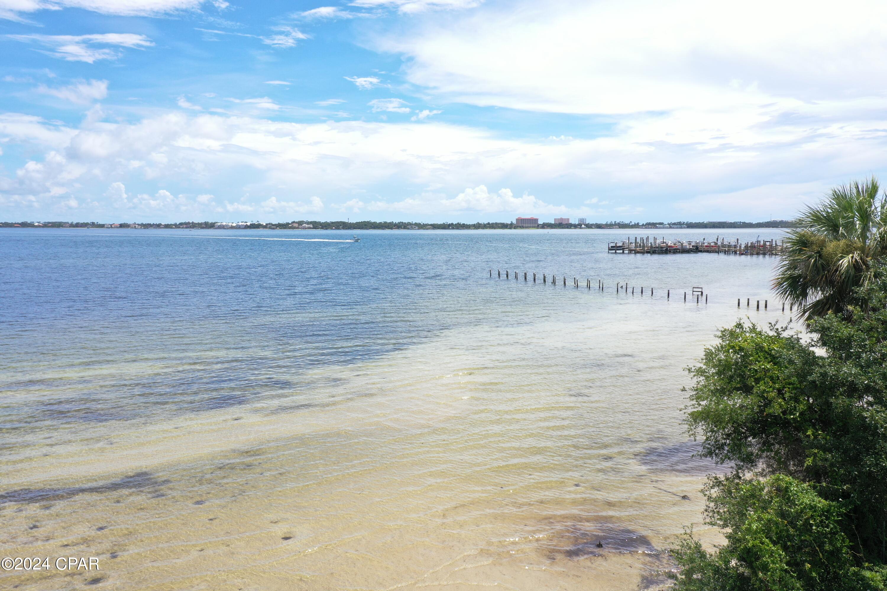 E7holsmpkmq1ebprenwy1latwsztcjfeqonzf8s7t3m