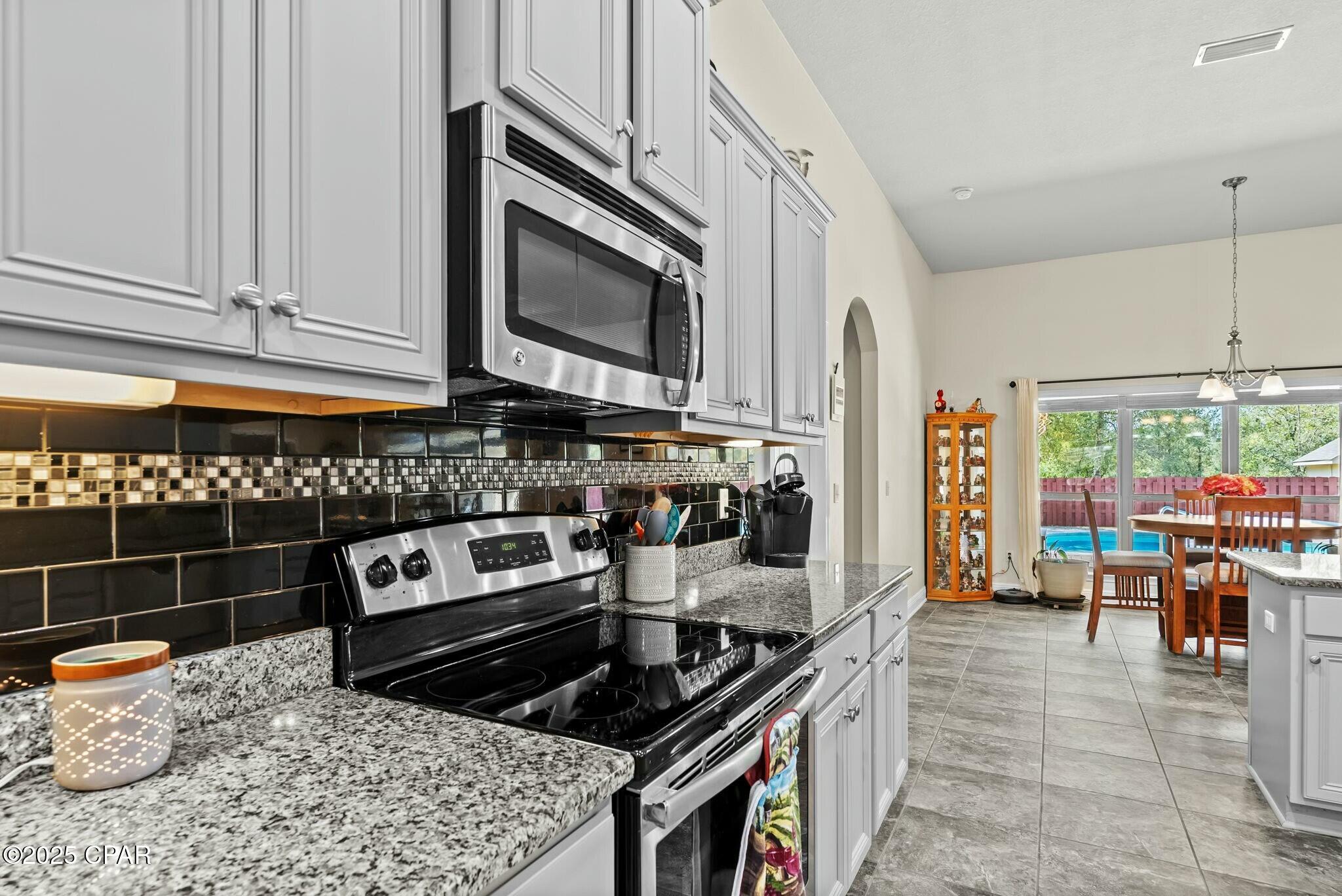 Image 17 For 116 Lake Merial Boulevard