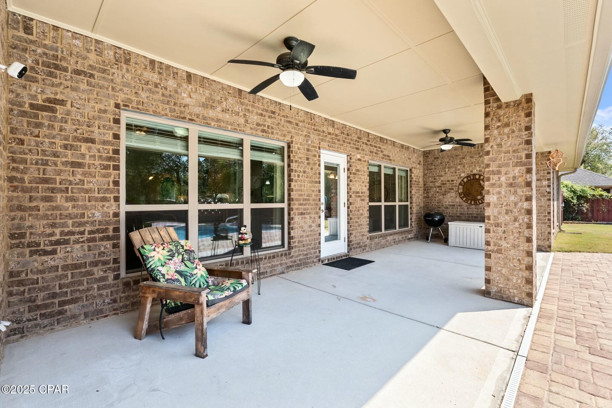 Image 39 For 116 Lake Merial Boulevard