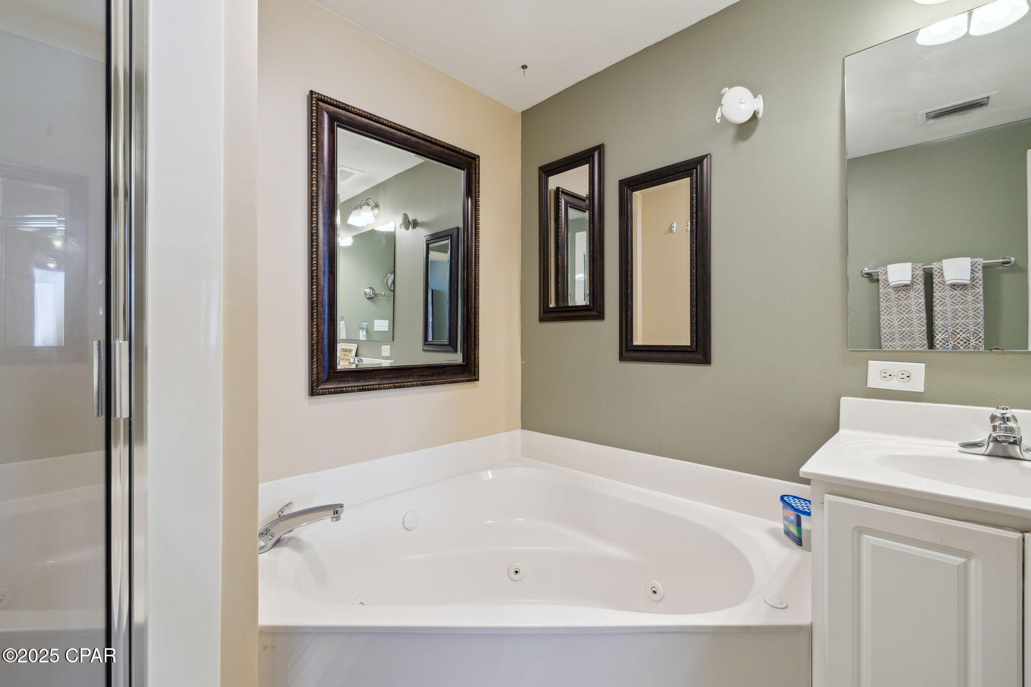 E7p5aqqshlr 0rfep3atfqxsu8fl0f9y0qfcedf3dky