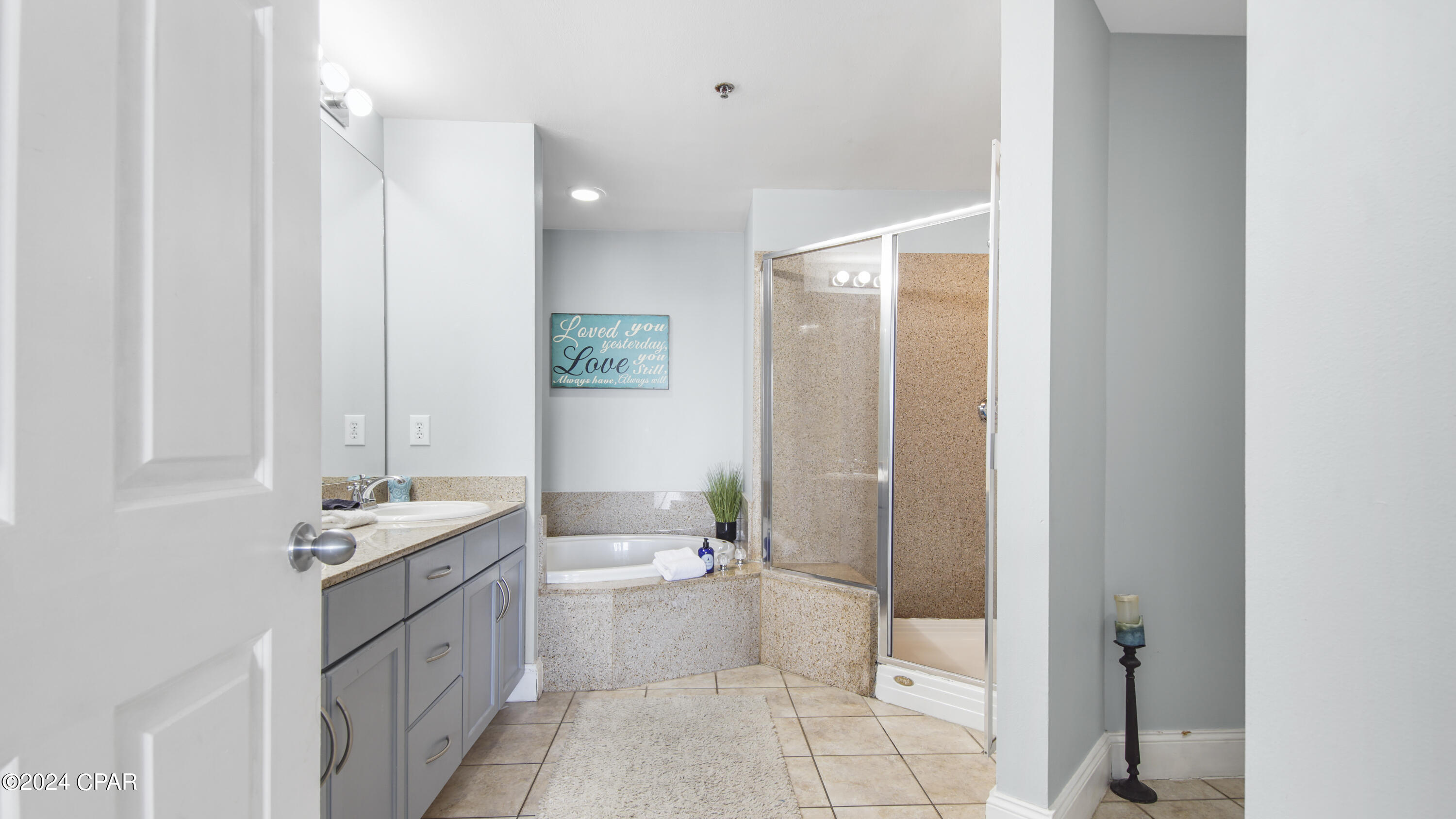 Image 19 For 9860 Thomas Drive 1007