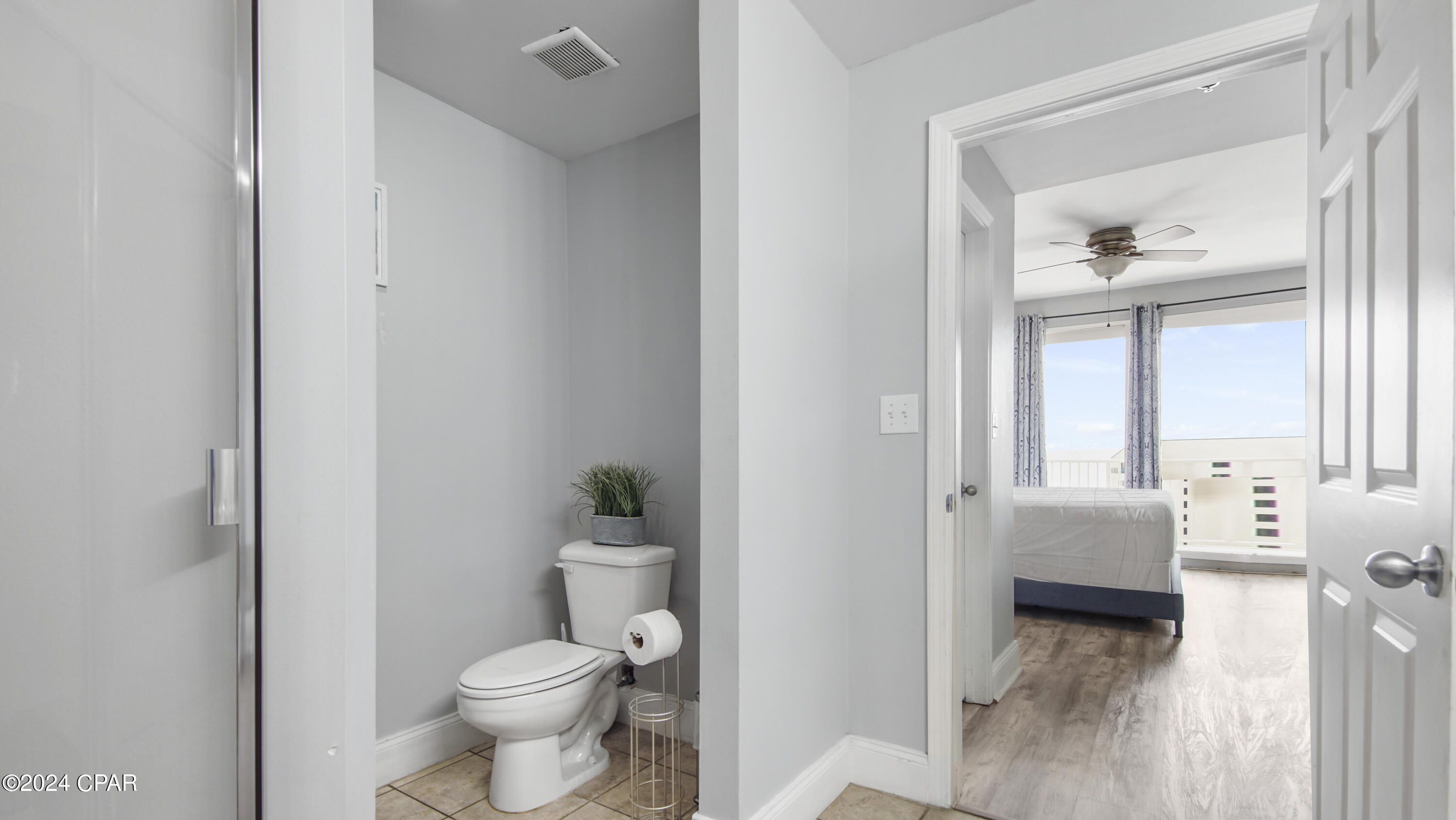 Image 22 For 9860 Thomas Drive 1007