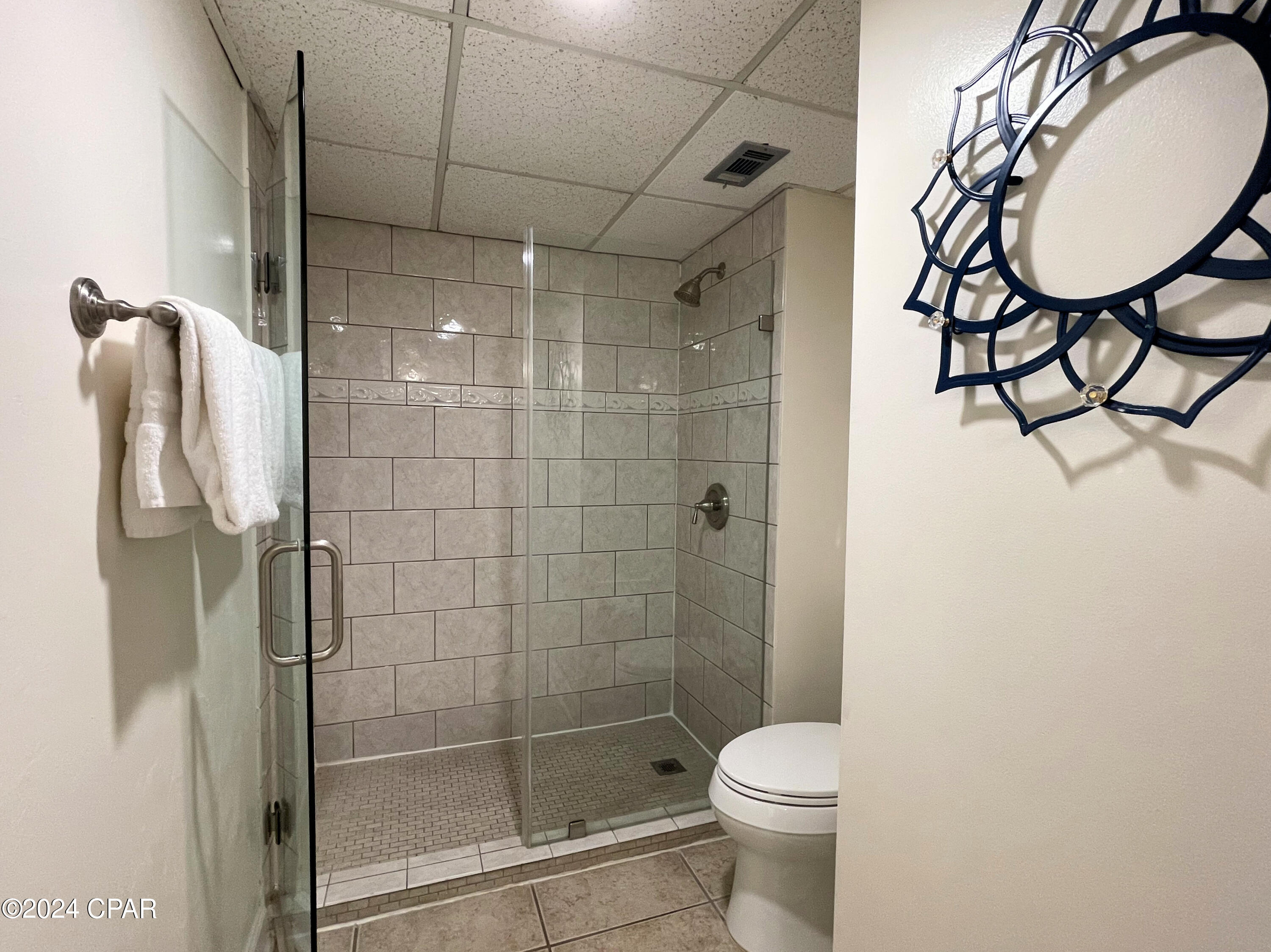 F_pzjkknkaj3 O1q_w 54vhzk_yovsdrb0n6ngeweaa