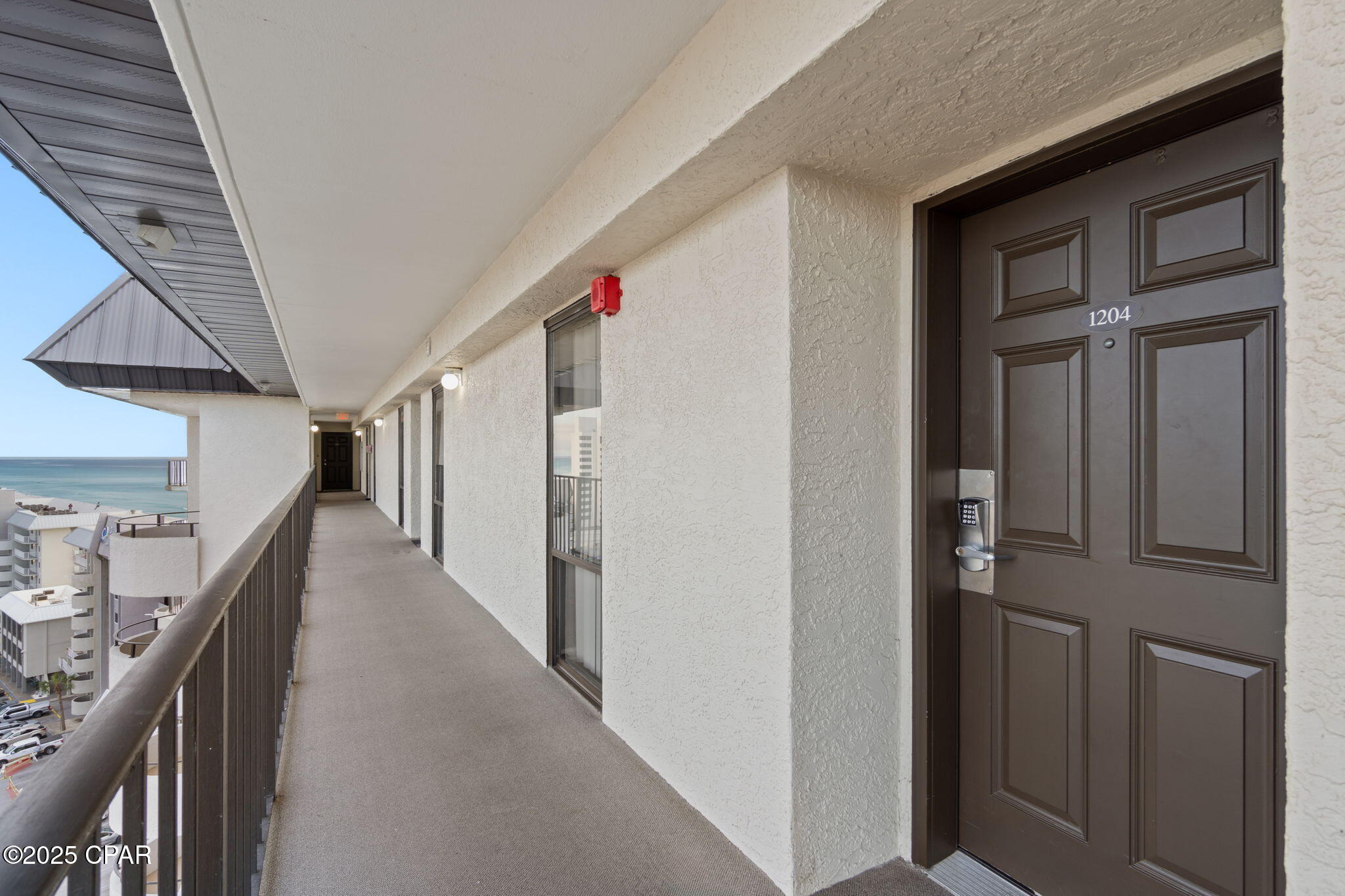 Rzpxot5c1u90xirvzzs9xfaquo_c66bl6zdcvuvalze