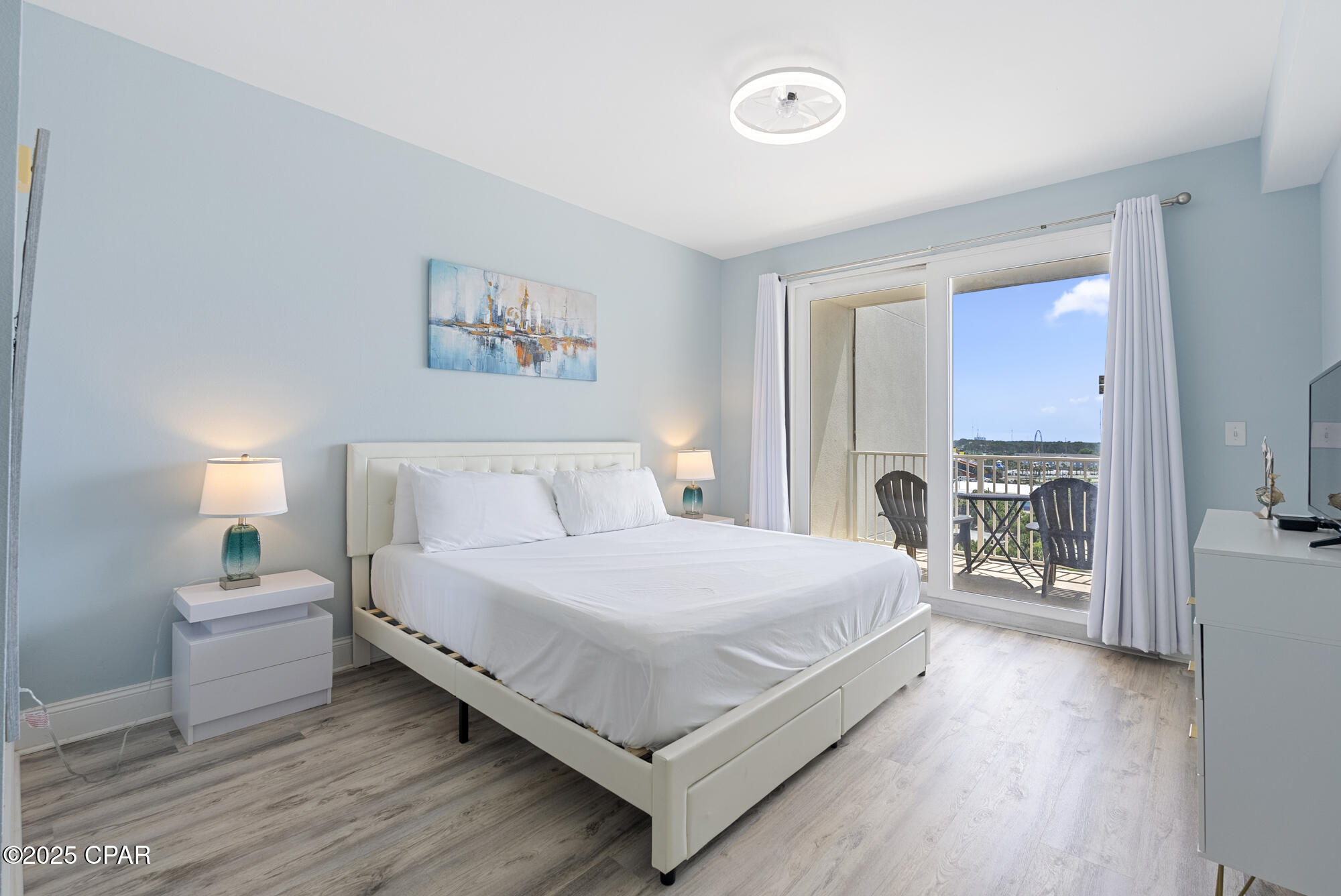 Image 11 For 9902 Thomas Drive 832