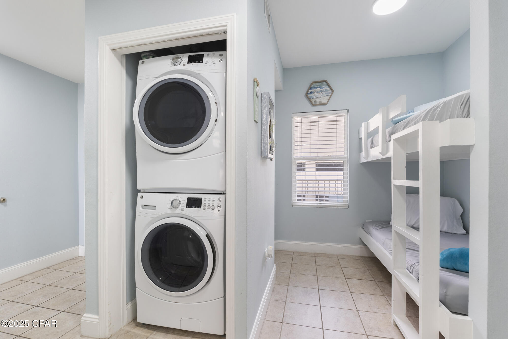 Image 18 For 9902 Thomas Drive 832