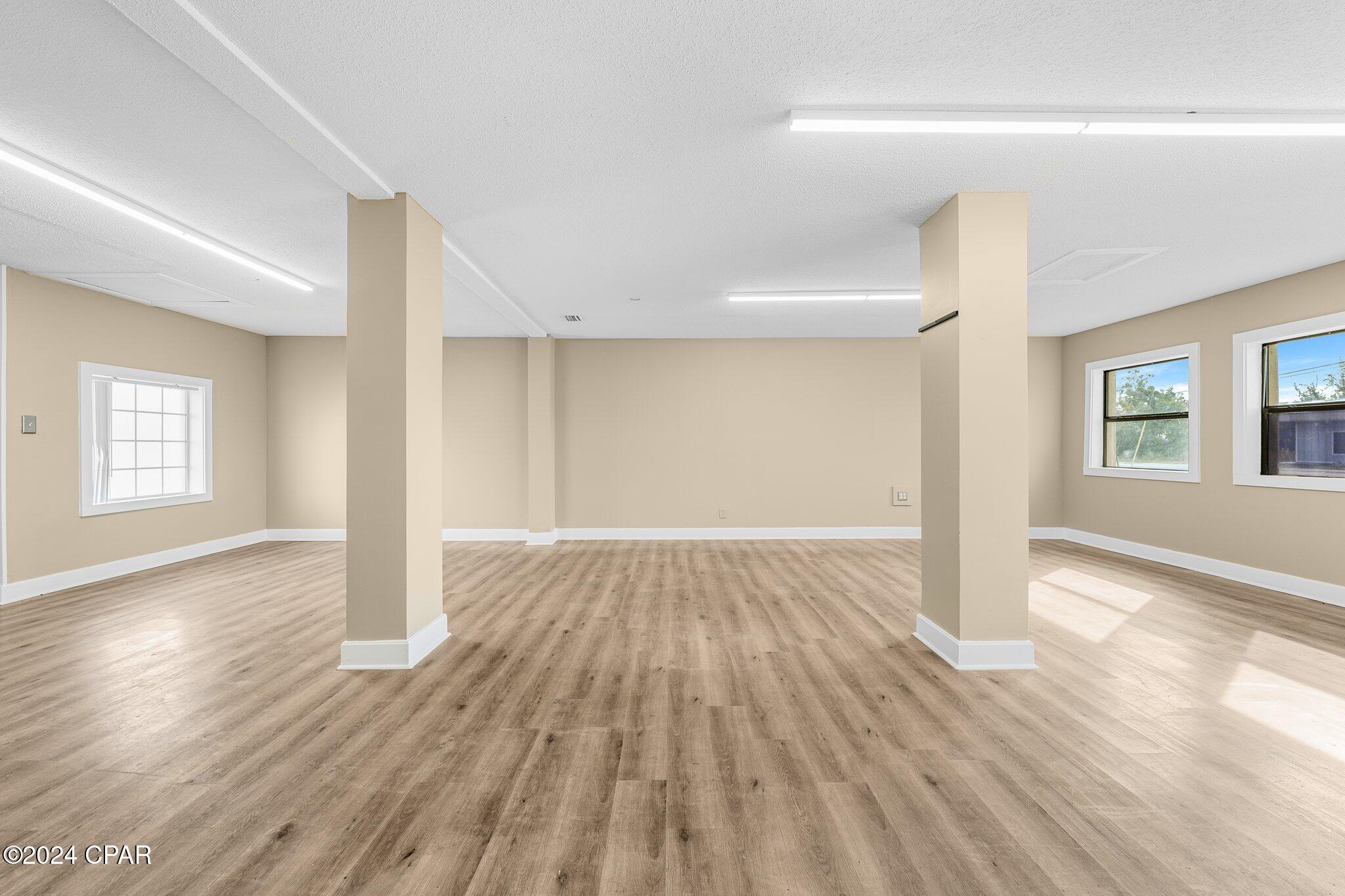 16gu86les3qmxz E_sz_jpgc Zofunzkuu_bqsdtw3s