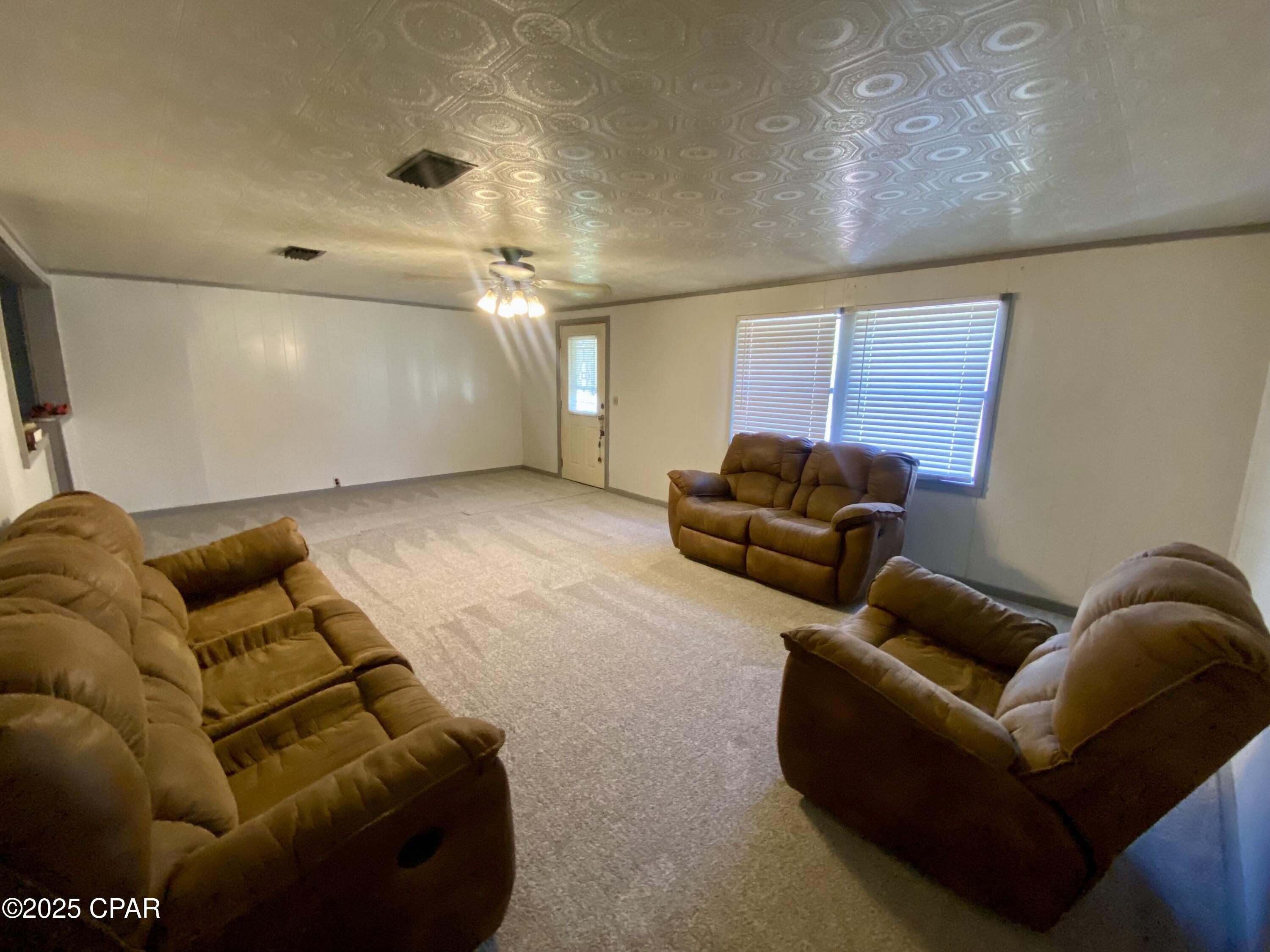 Ckcplfn77xvvkrmndsmv4x1vfvpqcznvfjj2b9dfali