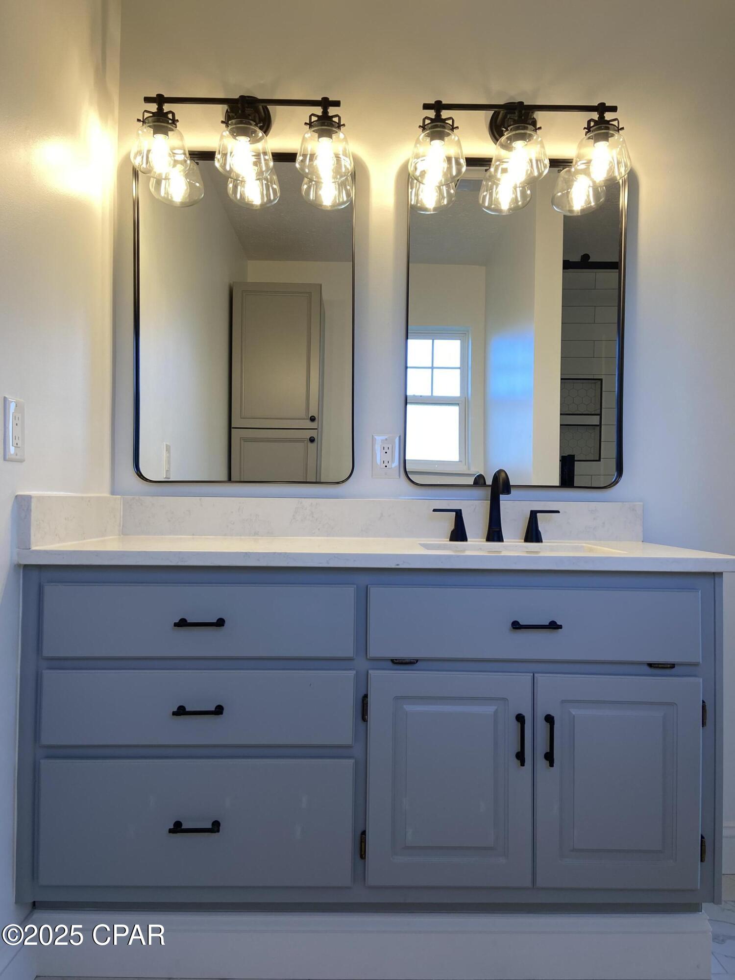 Fs 1ohauxbwne6y4i6uqzqfrsrmvwzarcloiz1kfkei