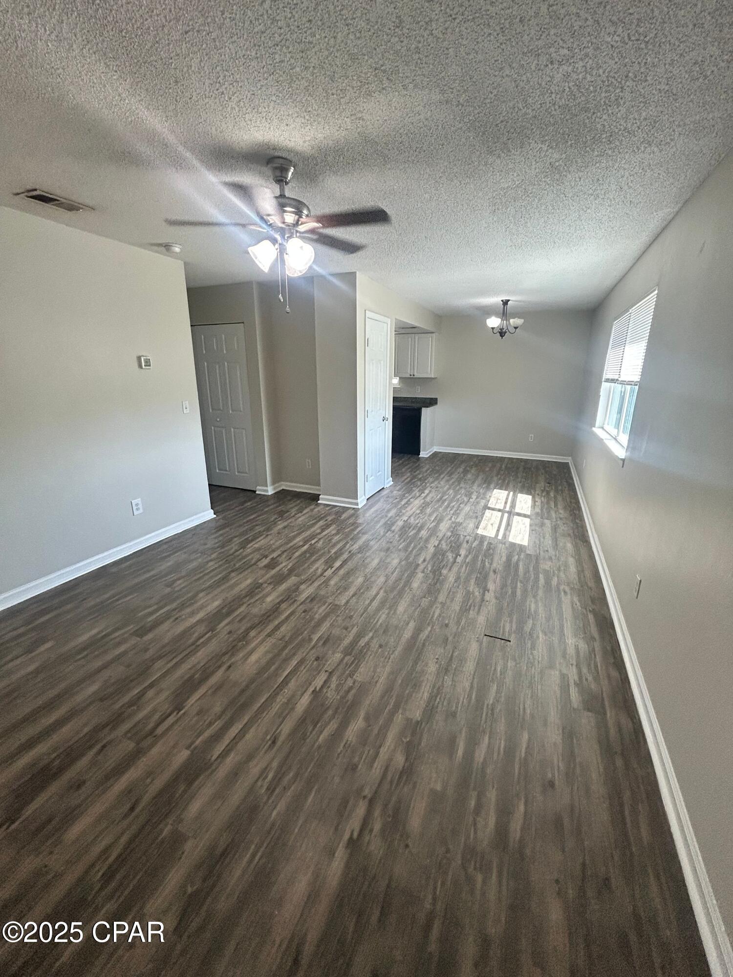 Image 3 For 3914 11th Street 103