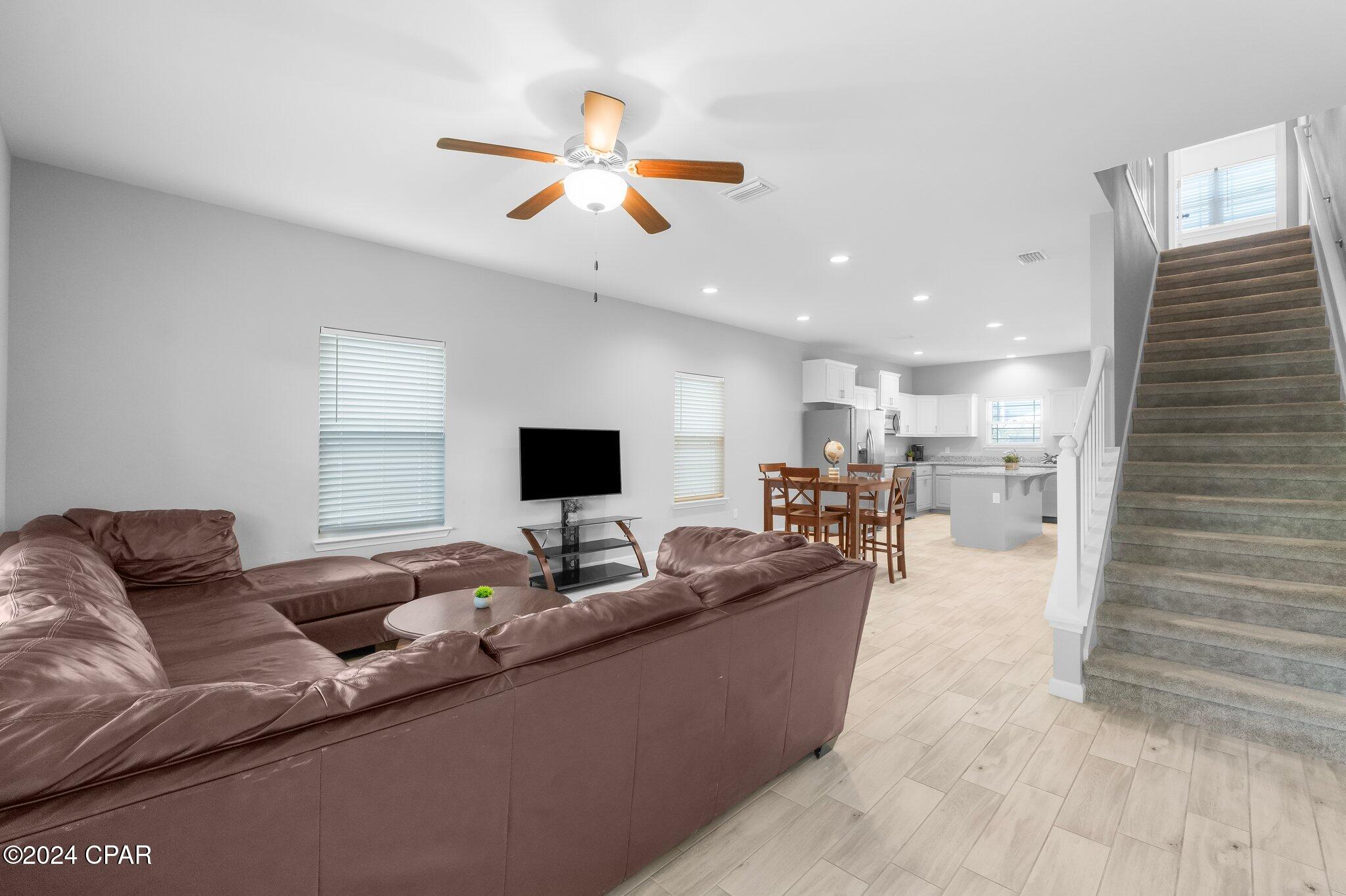 1cxlytwhps9xzouasmrenru0vggxmurkb Zsw_p2q0u