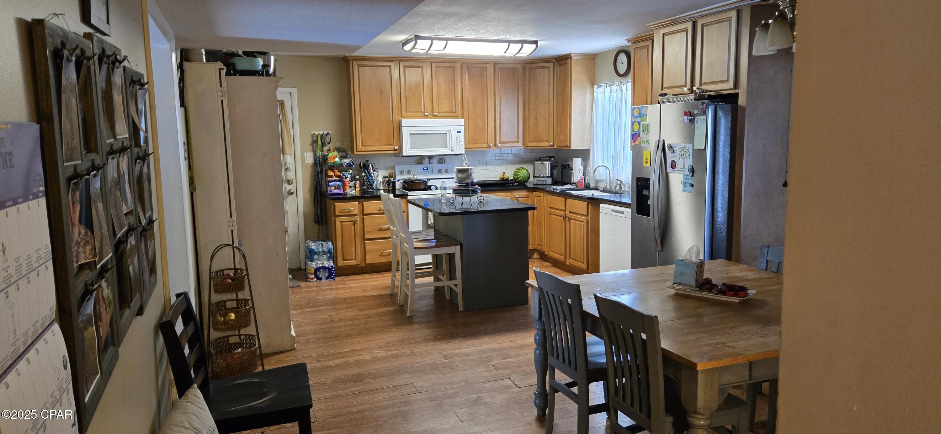 Dgxlzbbknjztcodbfu3qczyn Whhebdshbpv81xvdrk