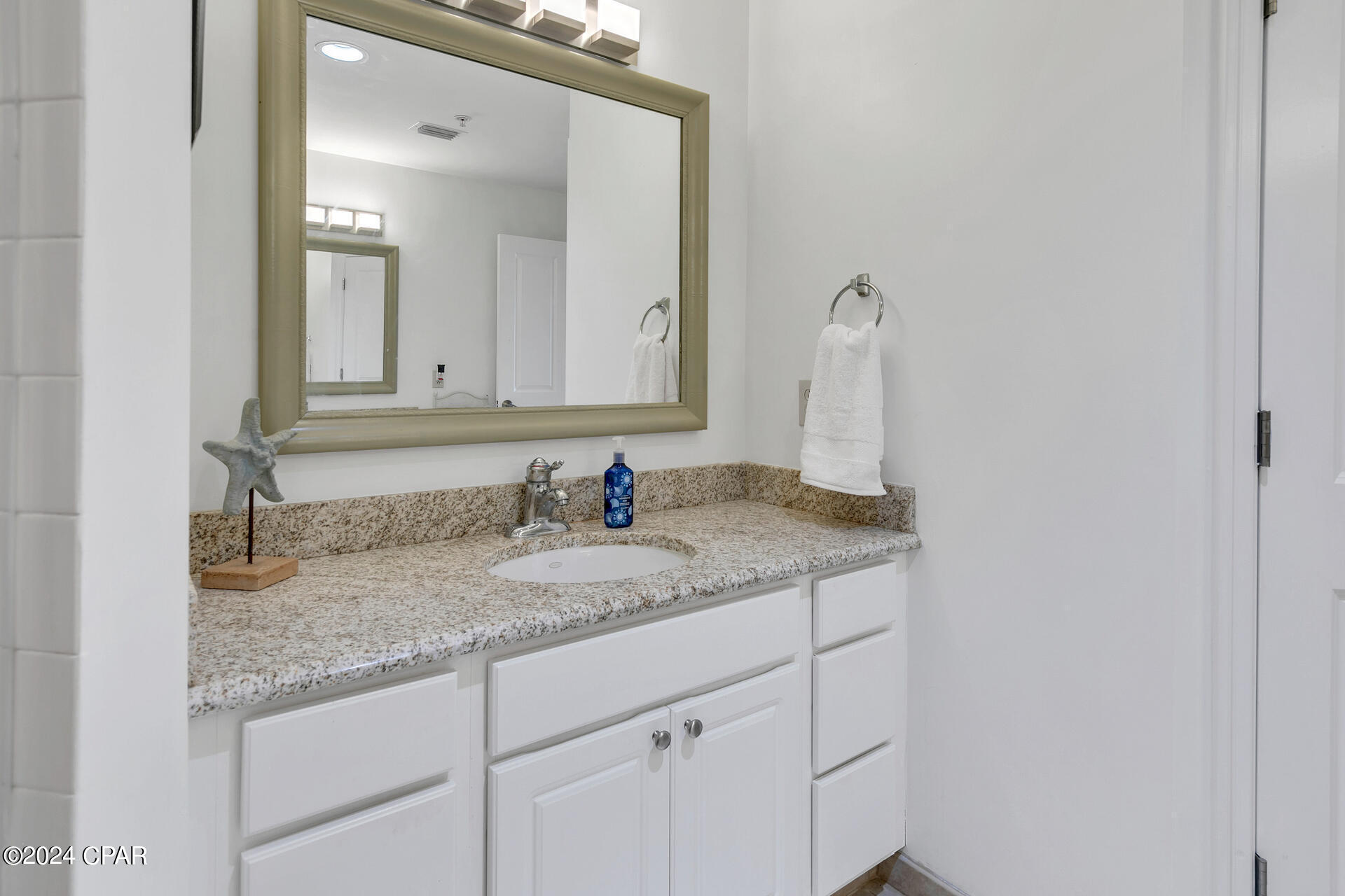 Oqvyonec85cdjnqpmk7ya Hg94z6e5xin3jbzht Rj0