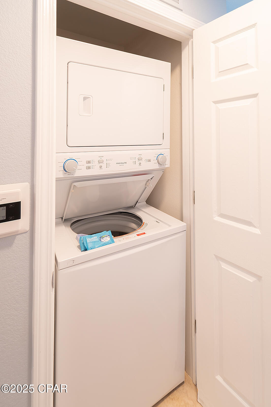 0rgapttnoviabvdjrykqxatu0wxqqruu4fdlw8d39fi