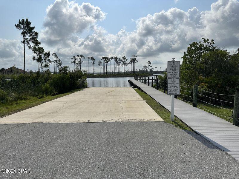 Hvr_ex6p5zyr2vq1fsnezcb4siiefe8k2rvlffpgeus