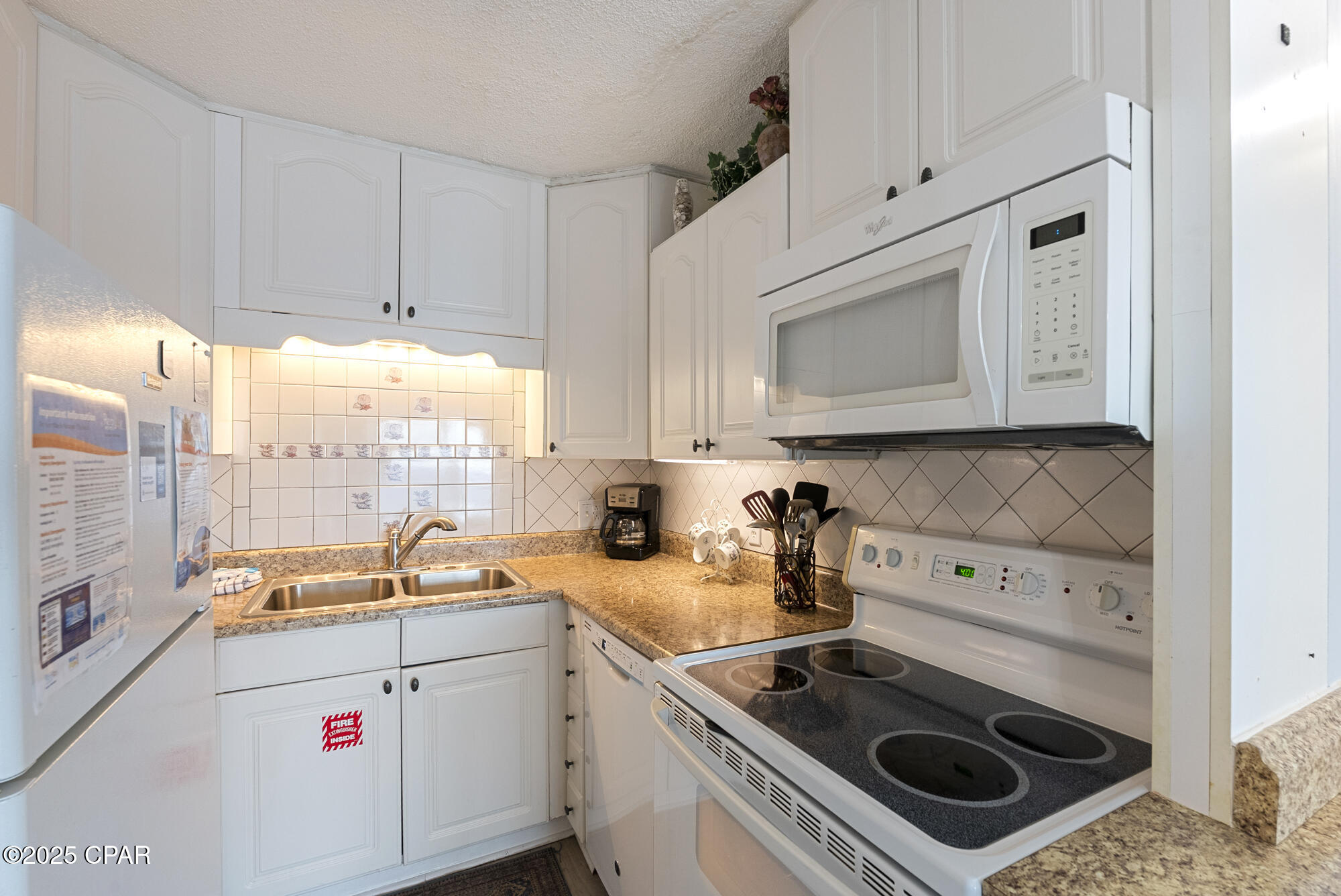 8u8f3ql0m2wgmuq6kvdxwbxlcxgcbombzuwqeu7wxje