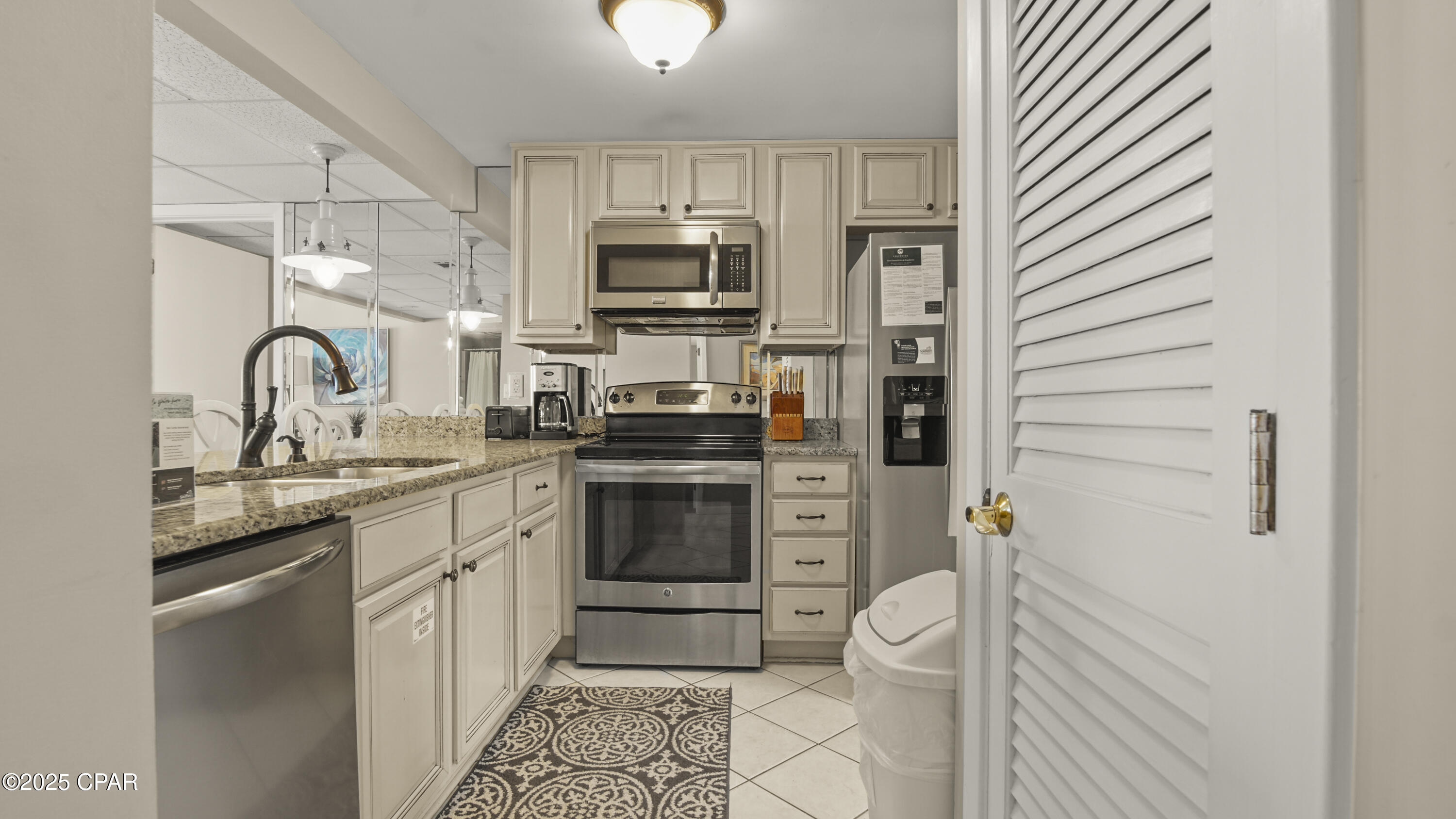 Image 4 For 11619 Front Beach Road 403