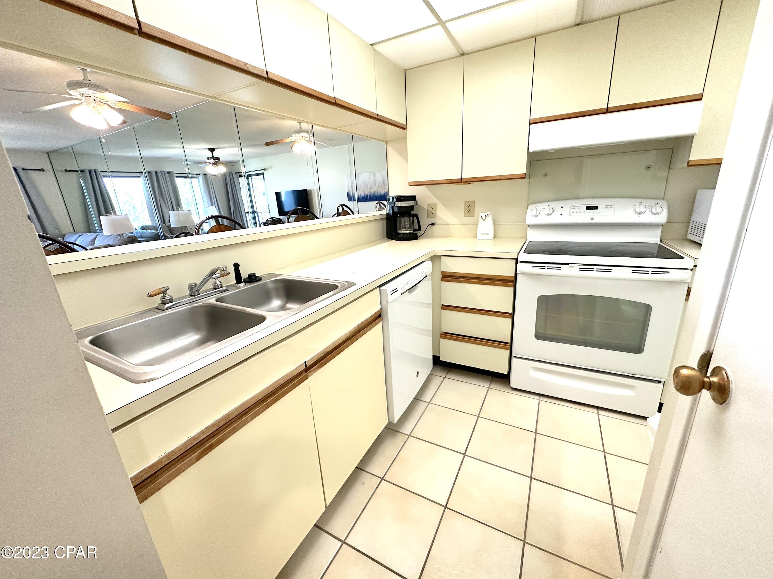 Sdwij27qyyszkfvoxnydpmbieaatx3mi6qrtfpnxmdg