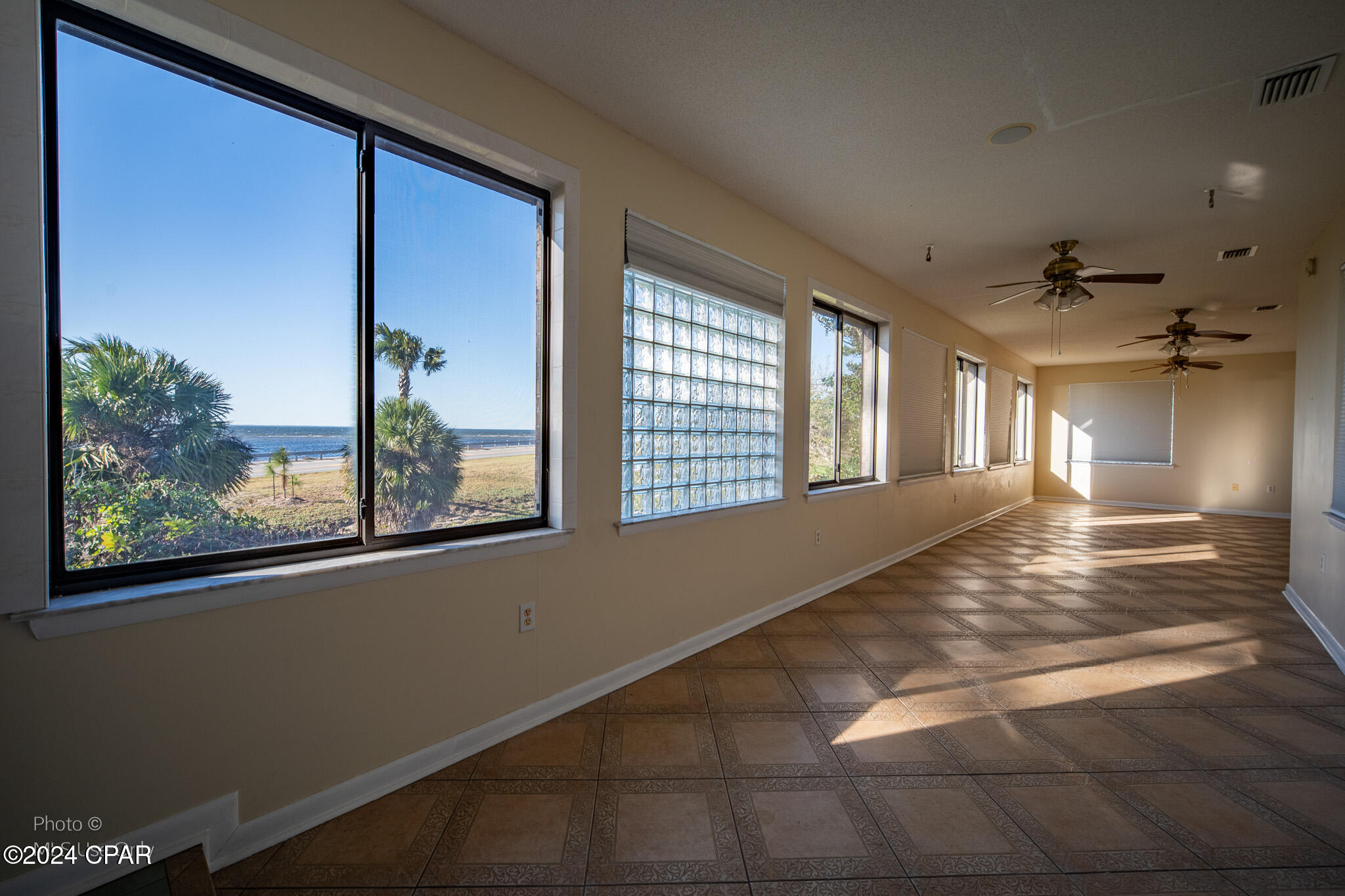 Ixf_jdrhl8k99hiuyxtaudfxzvcjxqybzrgcrz_vt3a