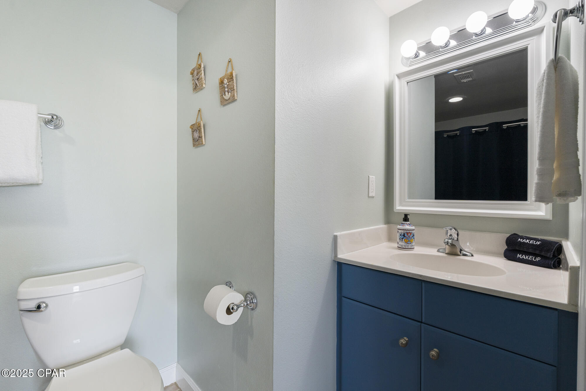 Emzdg2c_1pgpxidyu44y9ojscrd05v_ikqiszrd31mo