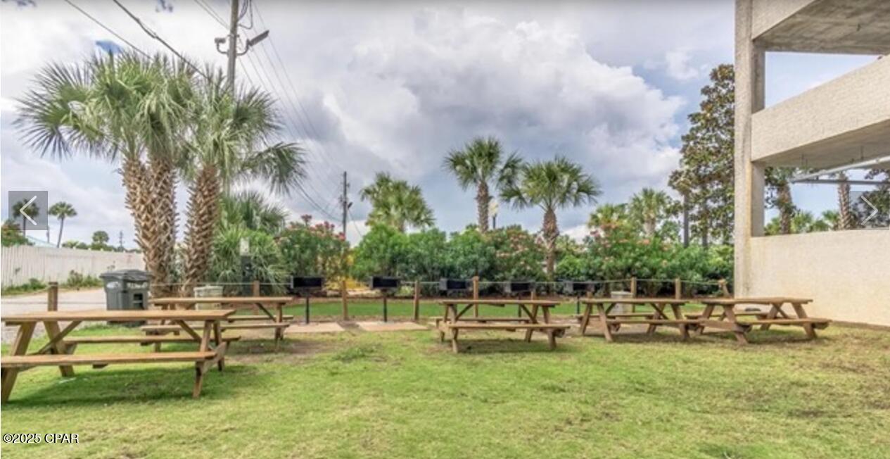 D18yaursy8uak7w4ex2j5bbog0fdgijl_fjed2oqayu