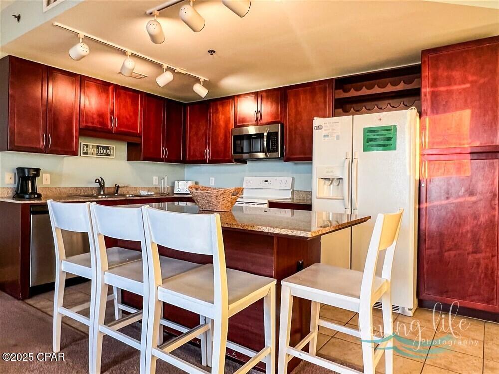 Fasvwdfwch 53nekipf18m659uifl3pfytvdsy3rjce