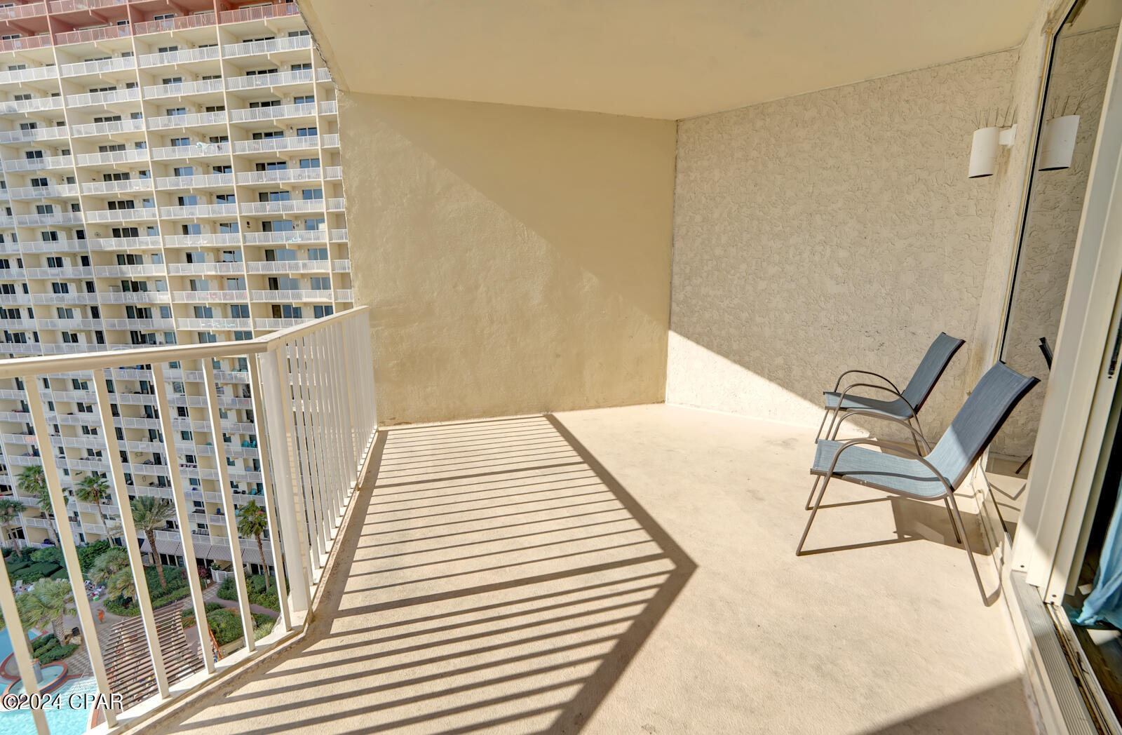 Image 15 For 9900 Thomas Drive 1222