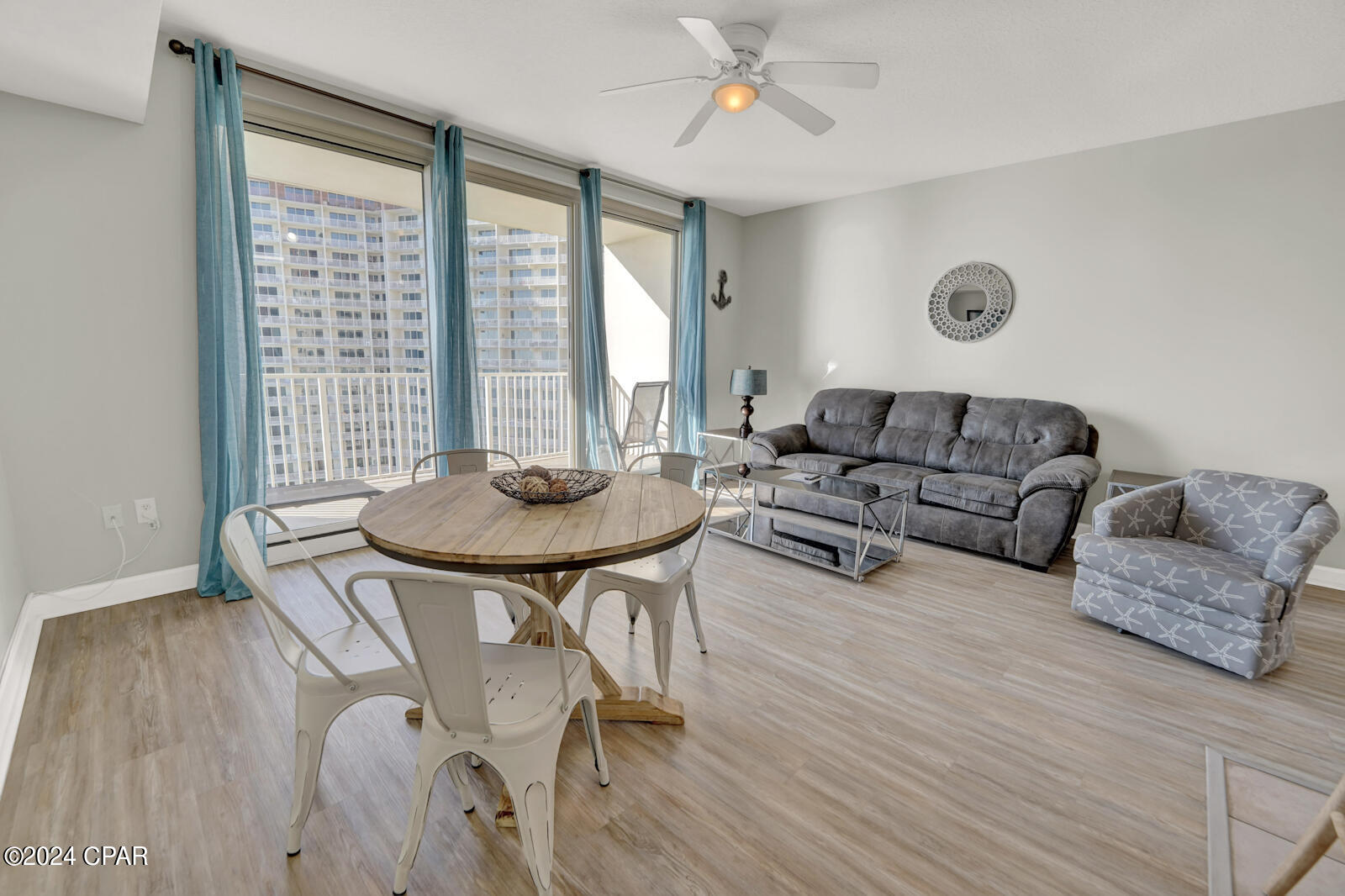 Image 2 For 9900 Thomas Drive 1327