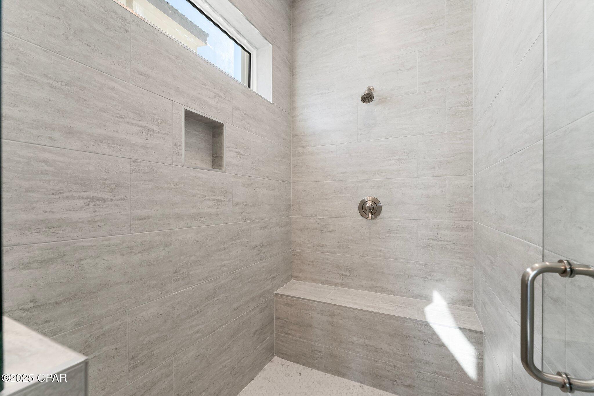 _nylyovq3yb7kxpietry7n_fgnnte9_i7wxfsku7w70