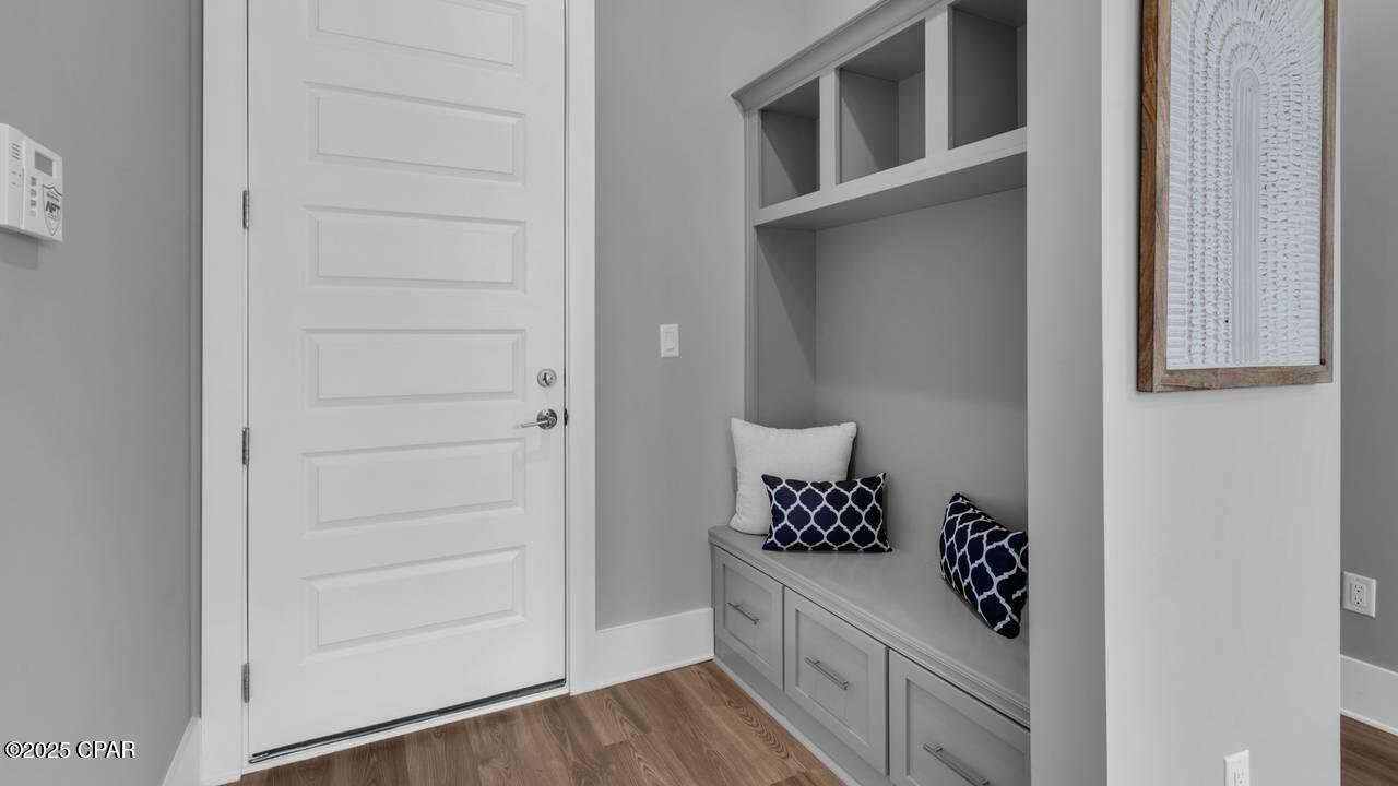 Eqikgfn8o5ky5fhrjgsntefojjcddh1rs3e66rlzpgw