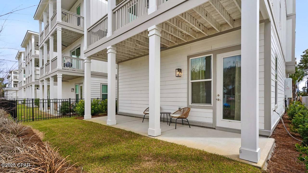 Image 61 For 28 Queen Palm Drive