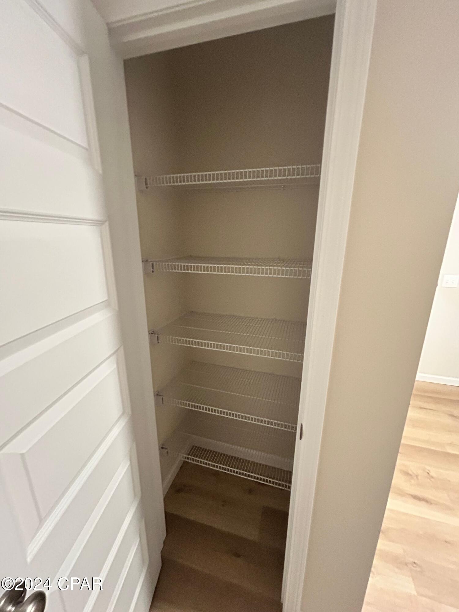 7vmgk 7se9vb8aw5qtnx2z_aysv0yui9qd7nrc N_ Q