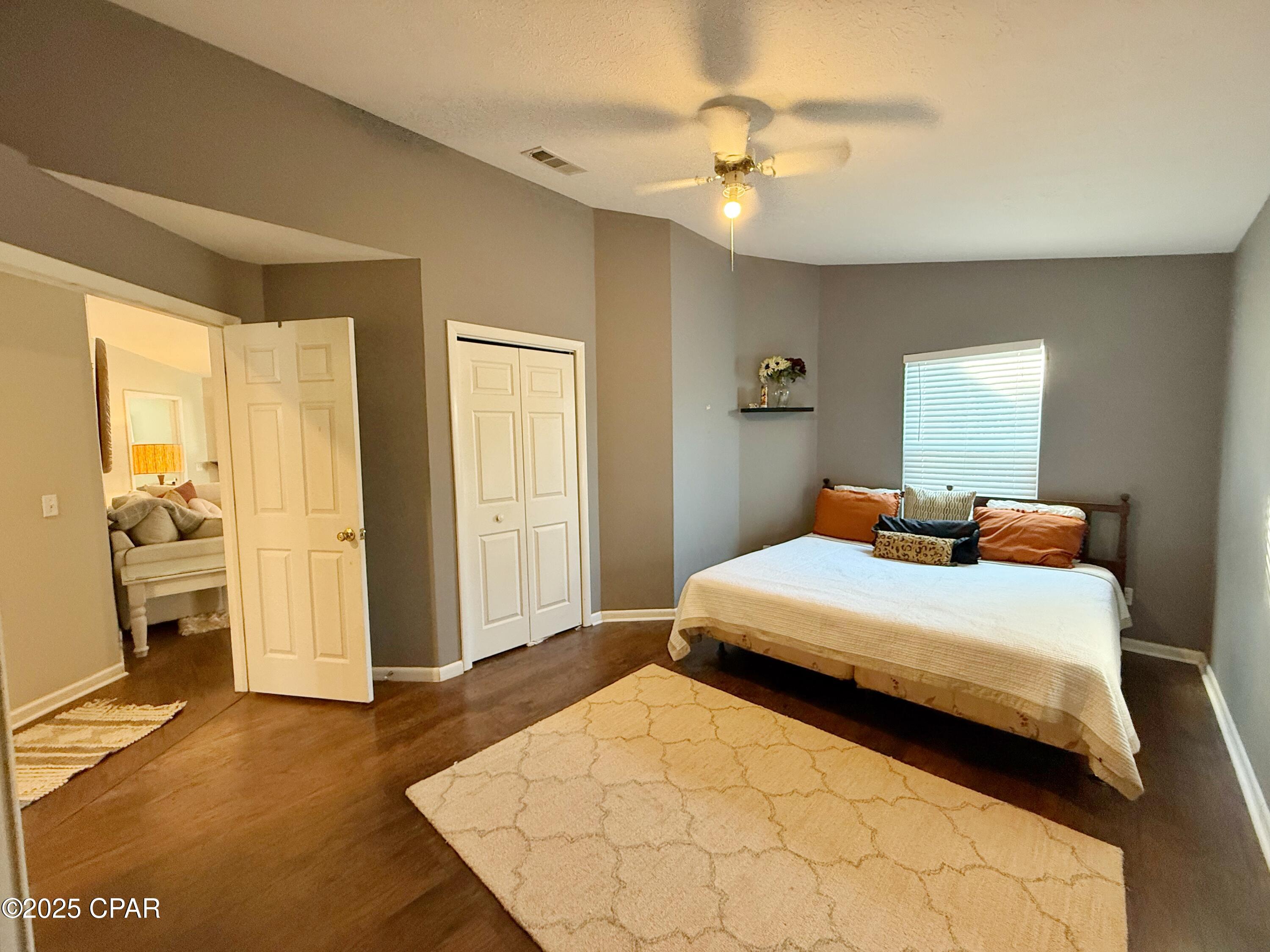 Qlijvqnqyy56iogsk_jhe95m8sn12j18fbit5cj0_vc