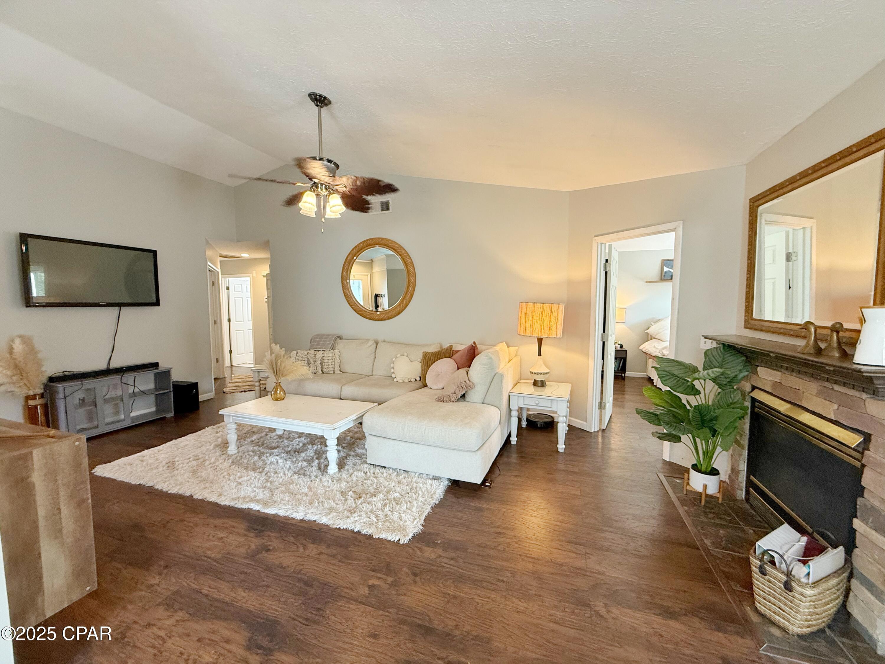 Rn1fno4rgg0i84deg7m2oxk7mkkoifx5jcixmeb3bjc