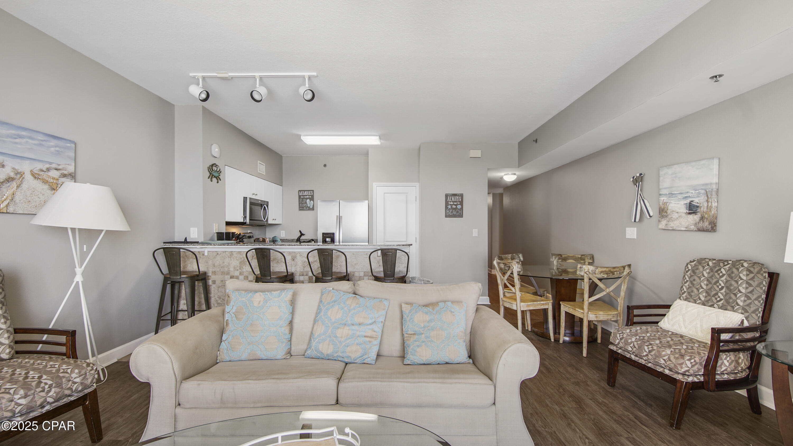 Image 9 For 9900 Thomas Drive 1719