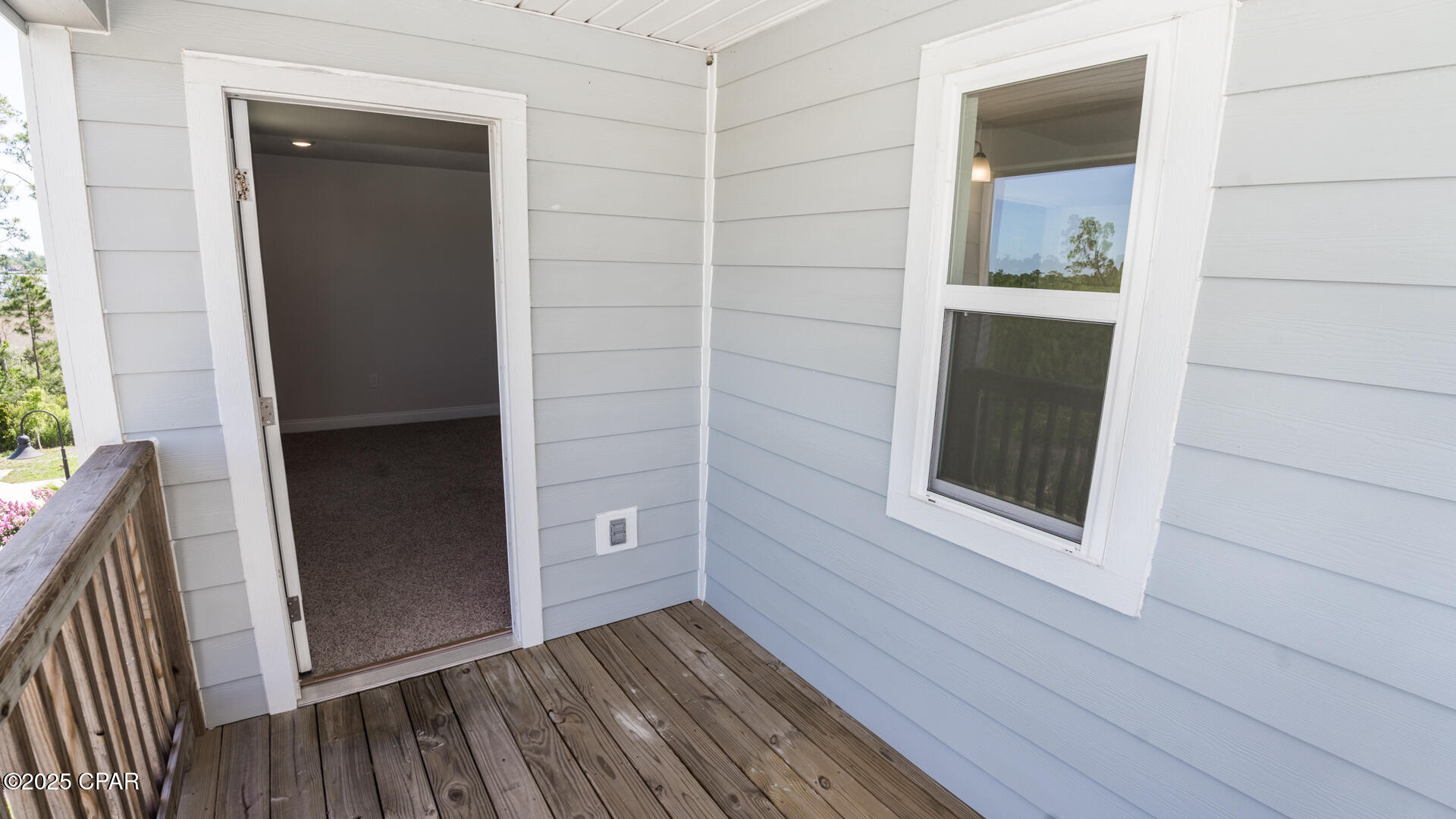 Image 36 For 140 Carriage Road