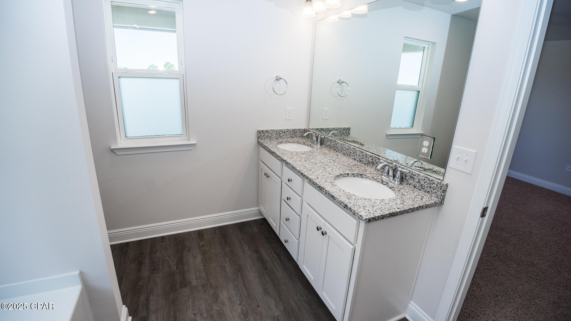 Kdw R93 Cdxhkmfkpr49__2ifdvckiq S69pq5ewg1u