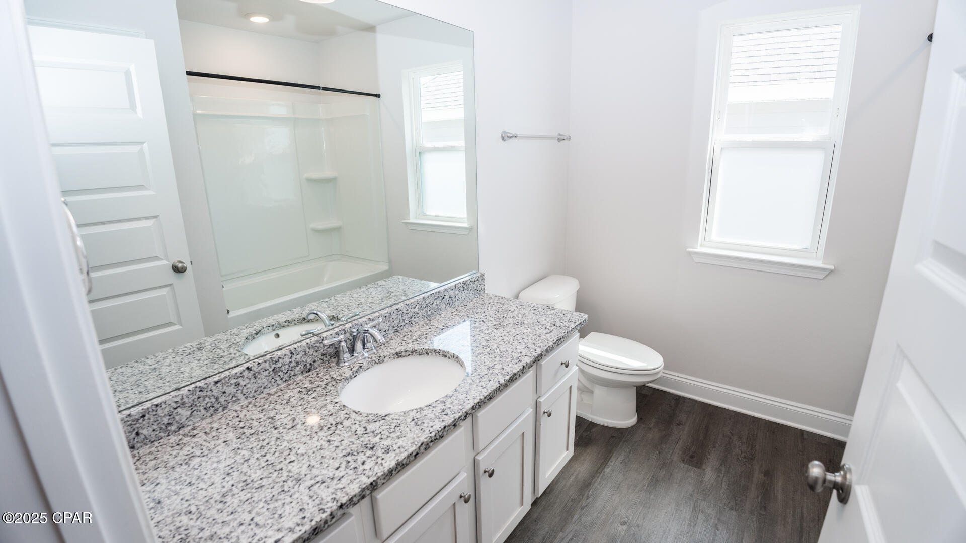 Image 45 For 140 Carriage Road